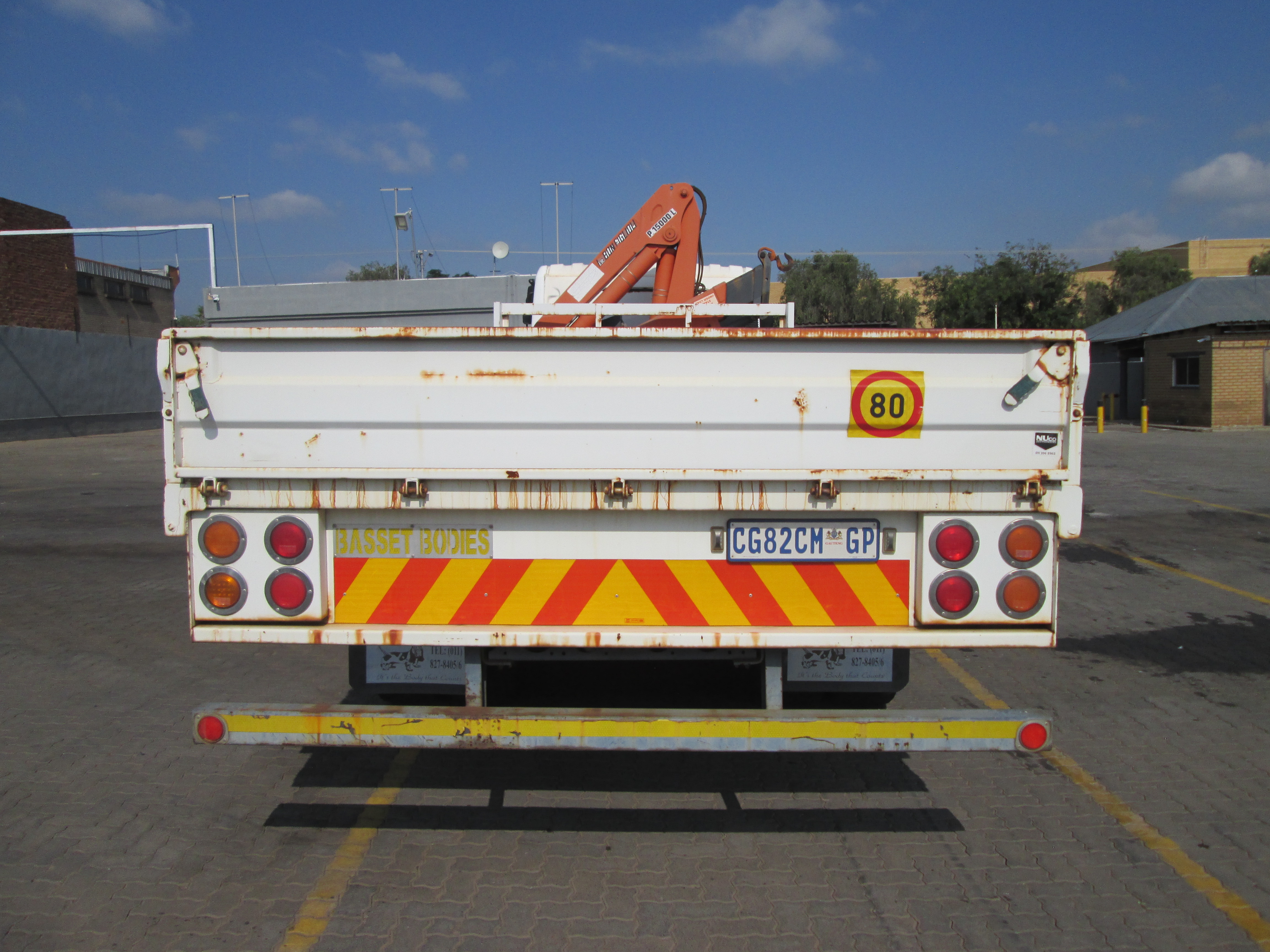 2007 FUSO FV26-340 12TON DROPSIDE WITH P15000L BONFIGLIOLI CRANE 376865KM - Image 9