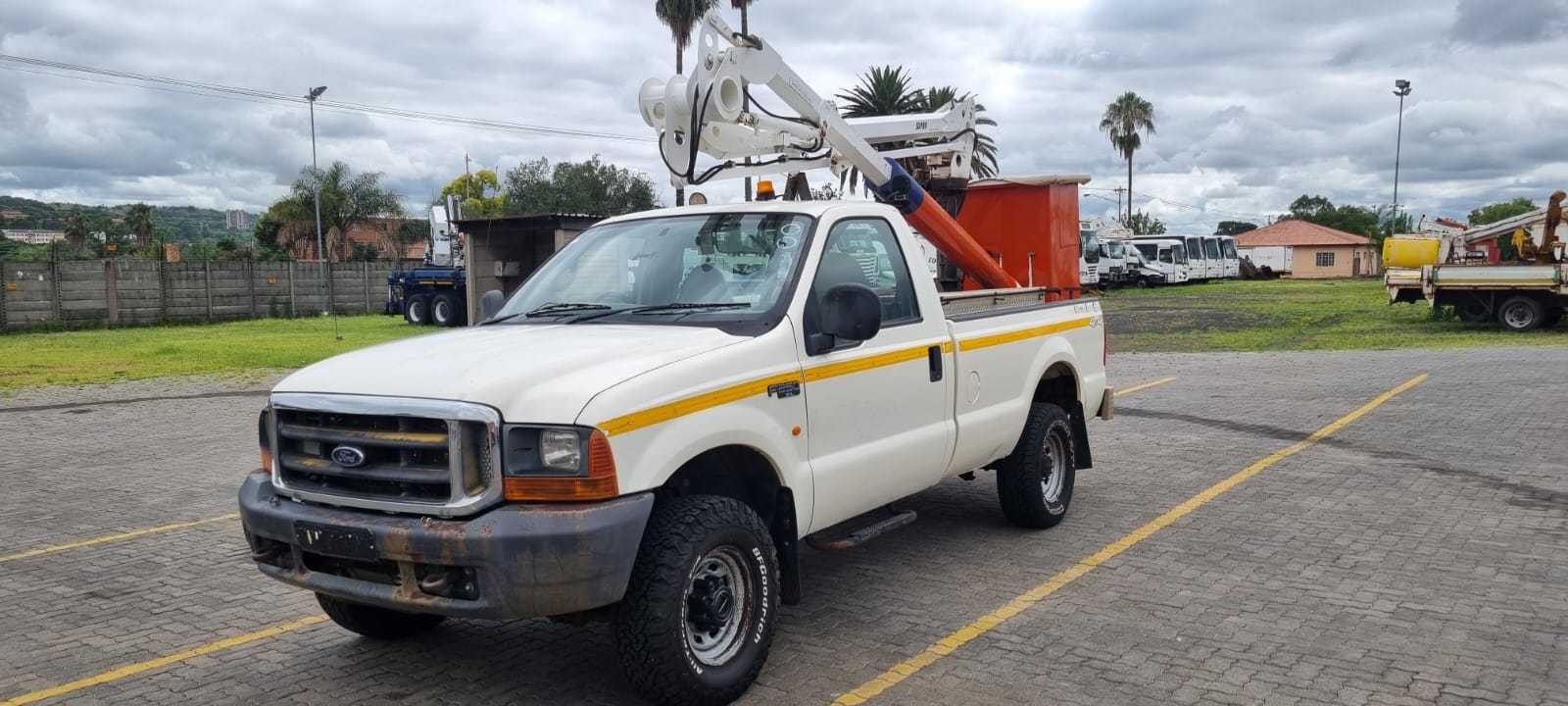 2007 FORD F250XL 12M REACH LIVELINE CHERRY PICKER - Image 10