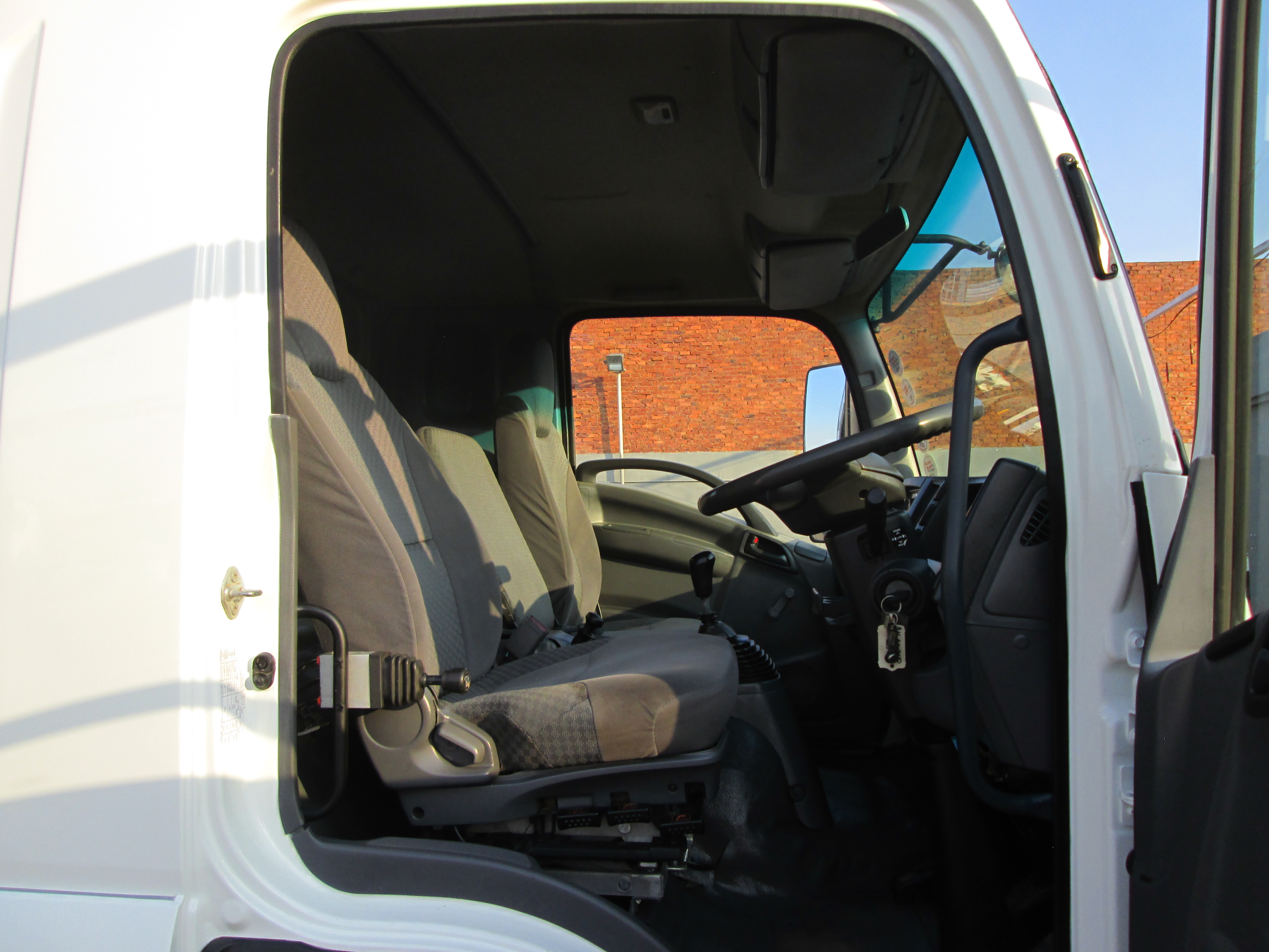 2018 ISUZU FSR800 6CUBE TIPPER 99365KM - Image 11