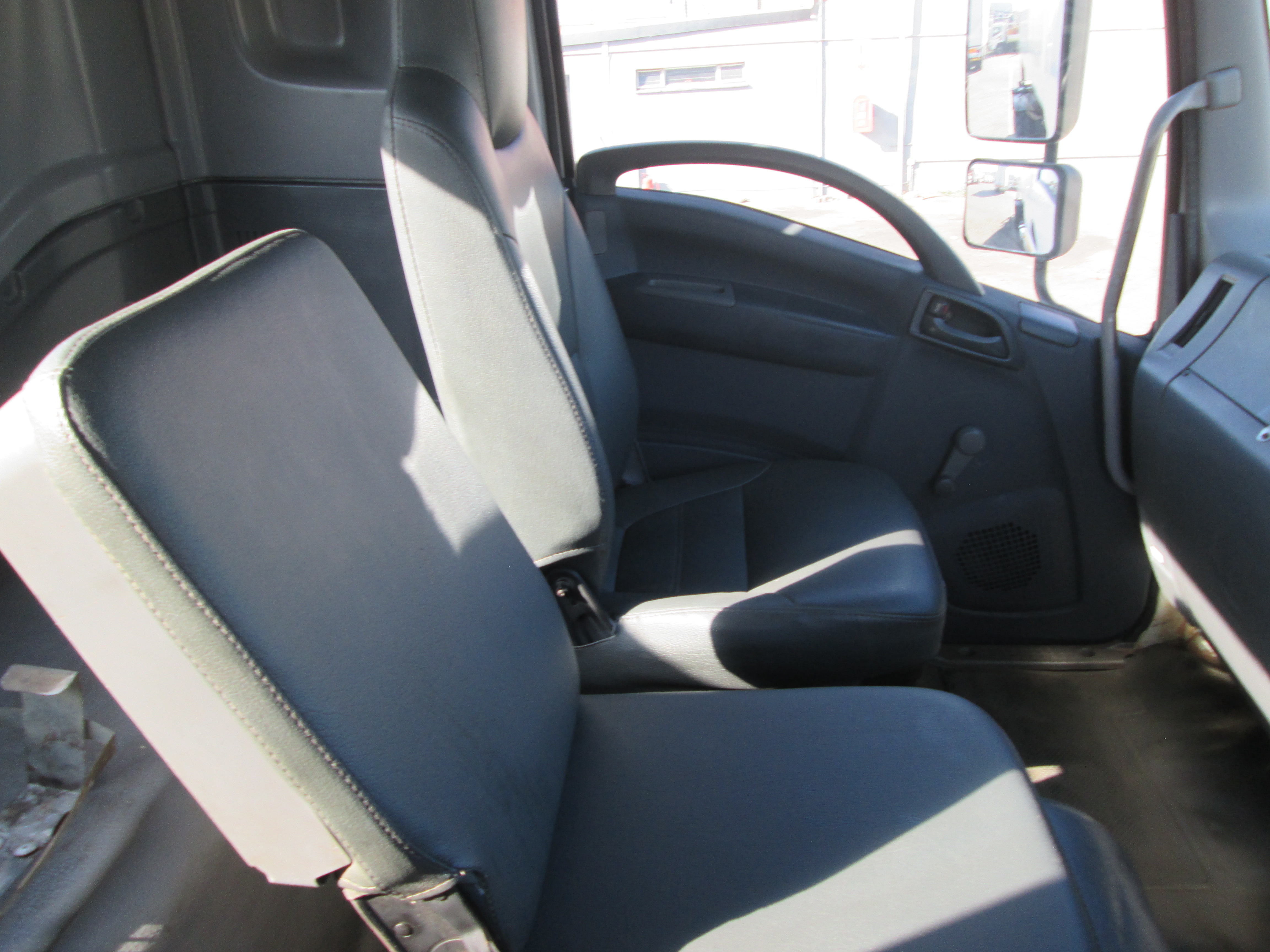 2011 ISUZU FVZ1400 16000L WATER TANKER 453822KM - Image 13