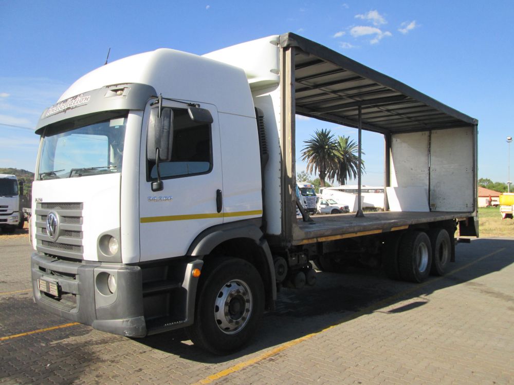 2016 VW CONSTELLATION 24.250 12TON CURTAIN SIDES - 269526KM - Image 3