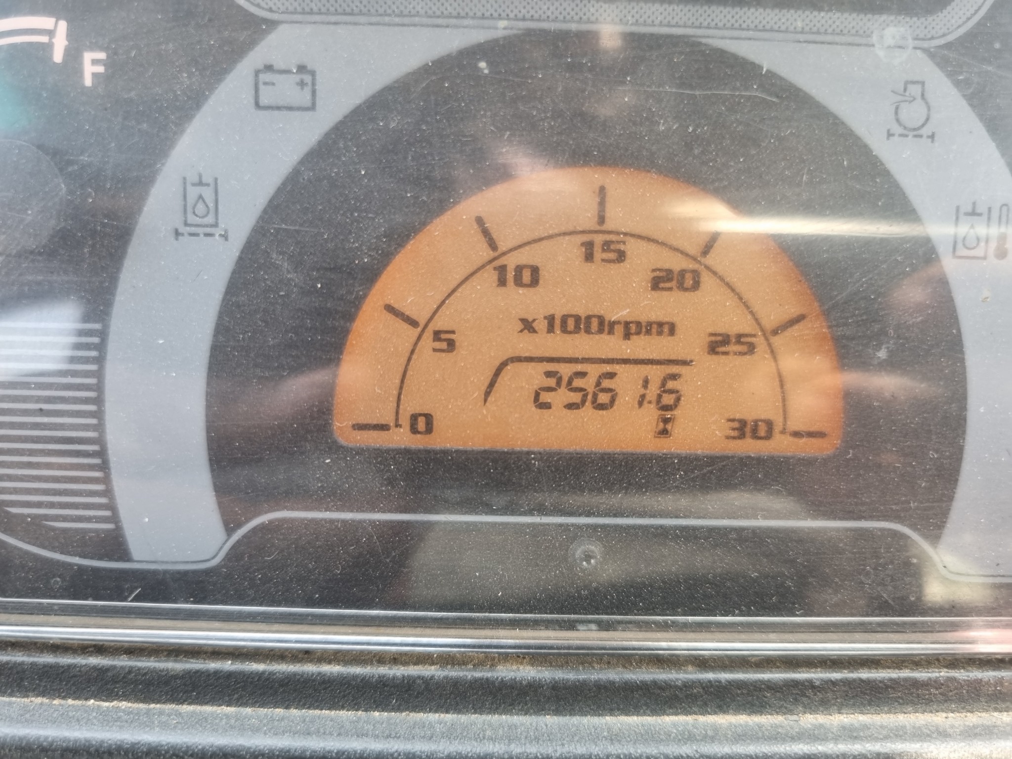 2019 MANITOU BL 844S X4  GEHL TLB - Image 8