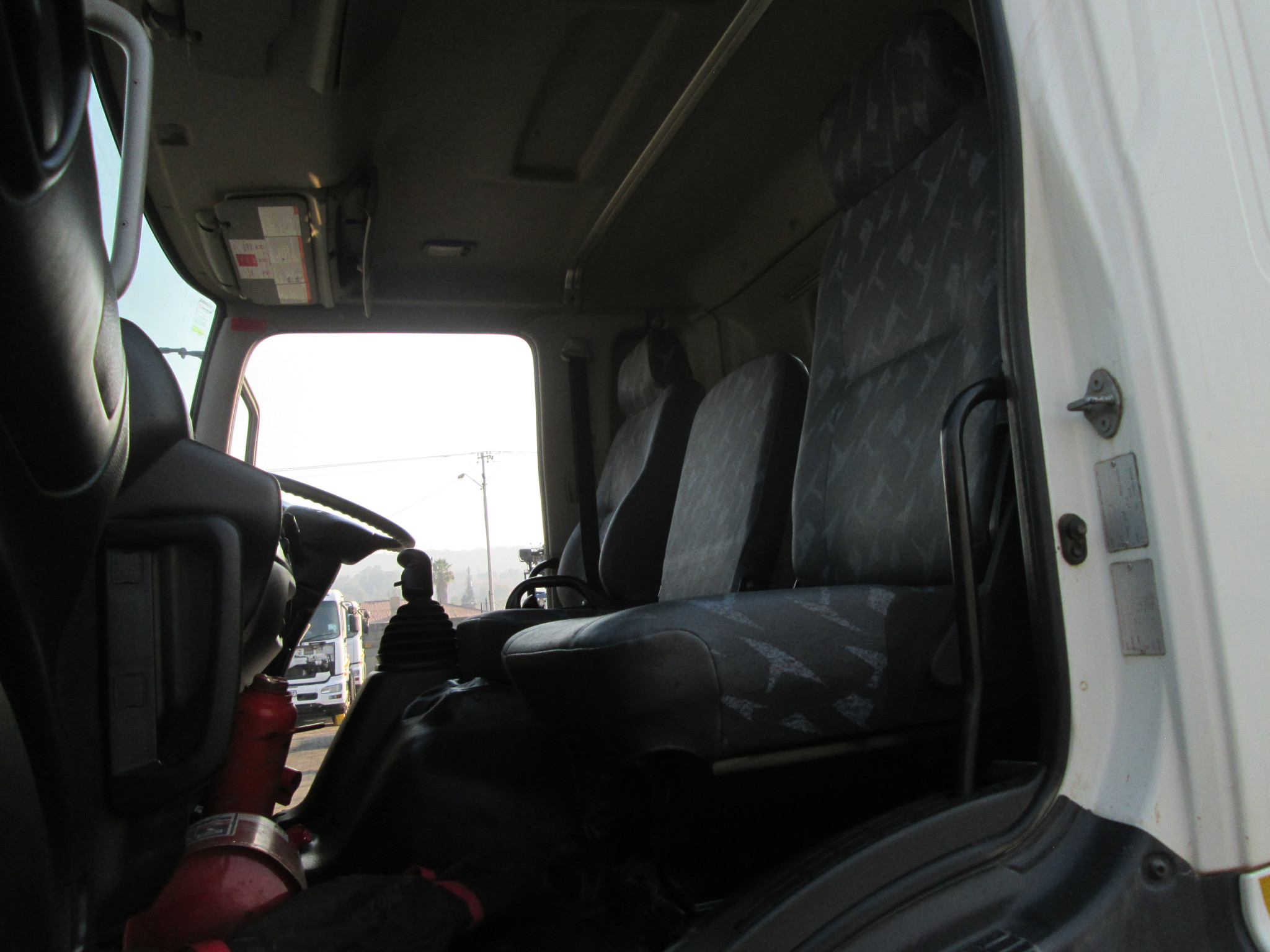 2019 HINO 500 2836 10CUBE TIPPER 51805KM - Image 8