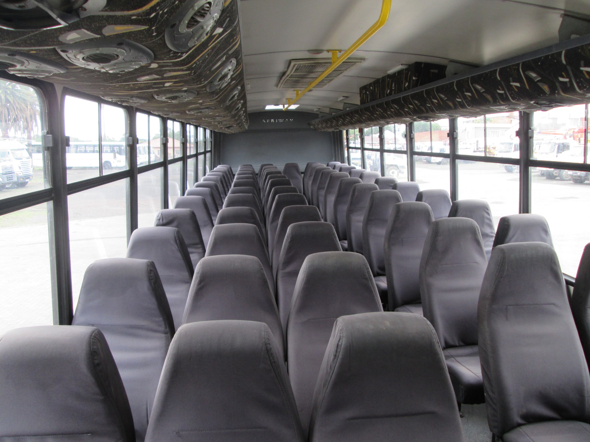 2019 IVECO AFRIWAY 18.28A 65-SEATER BUS - Image 9