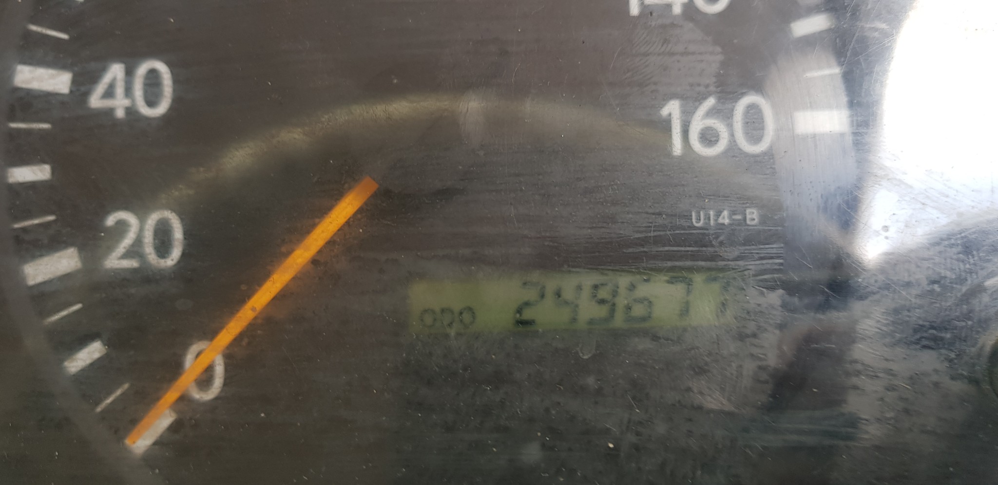 2011 HINO 915 4TON CLOSED BODY TRUCK  - Image 9