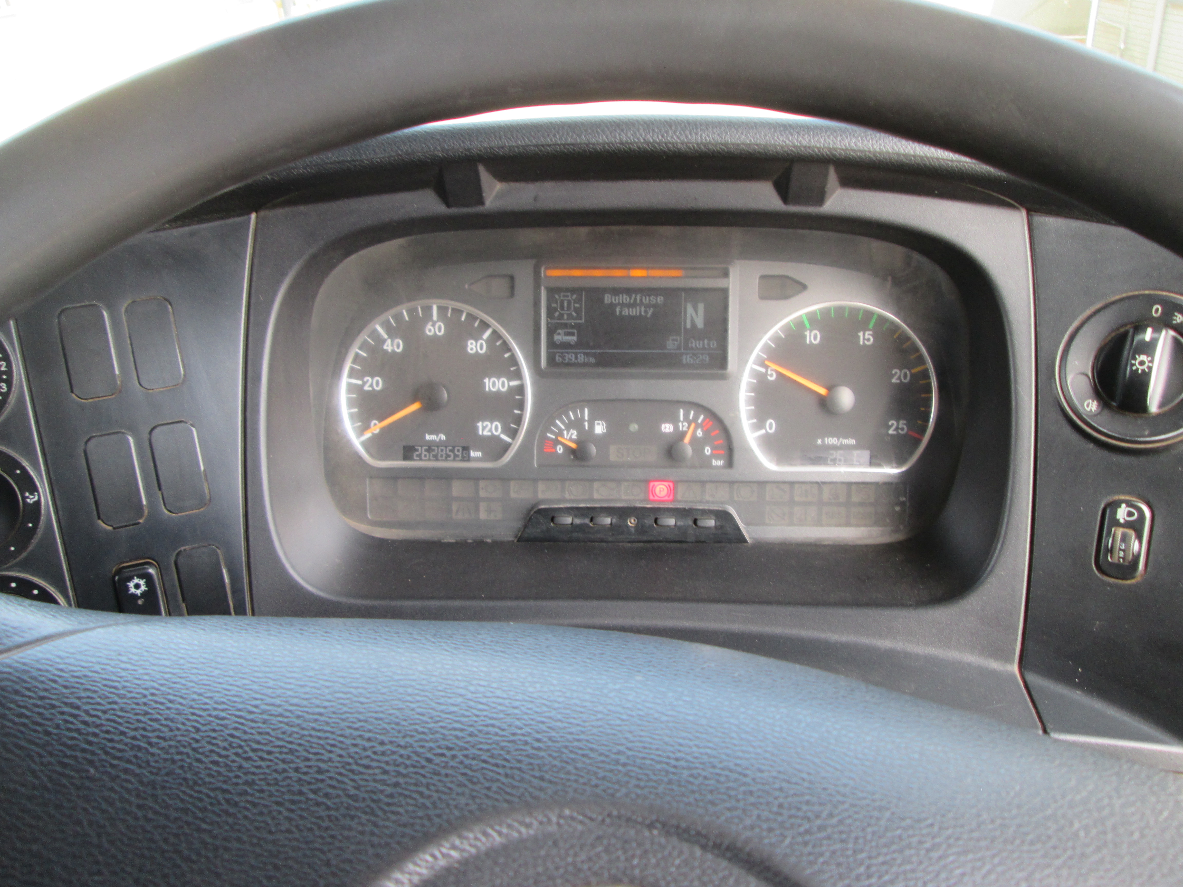 2018 MERCEDES BENZ 3340 AXOR TRUCK TRACTOR 262859KM - Image 14