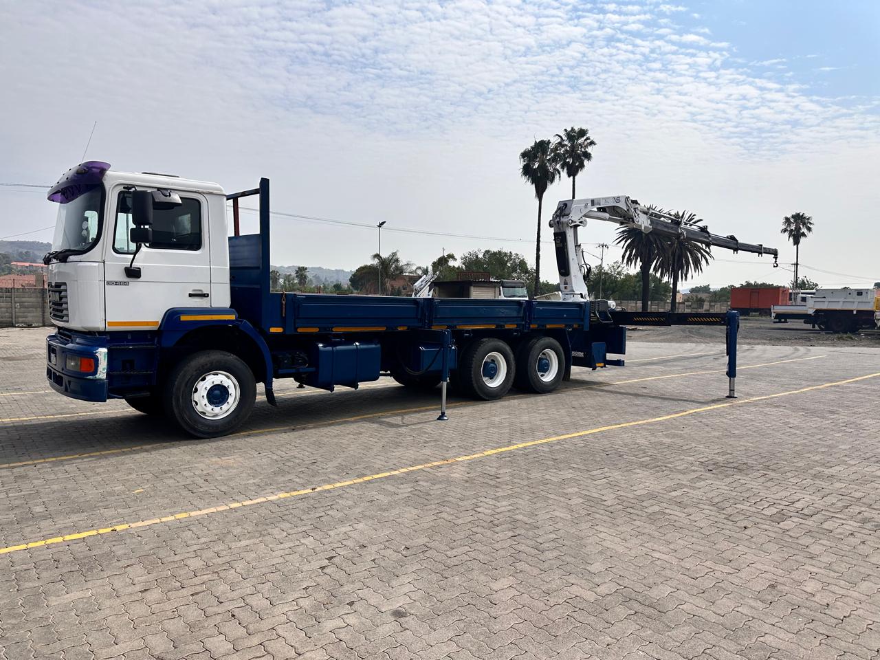 2004 MAN 30-464 12TON DROPSIDE BODY WITH HIAB 288 EP-4CLX CRANE - Image 17