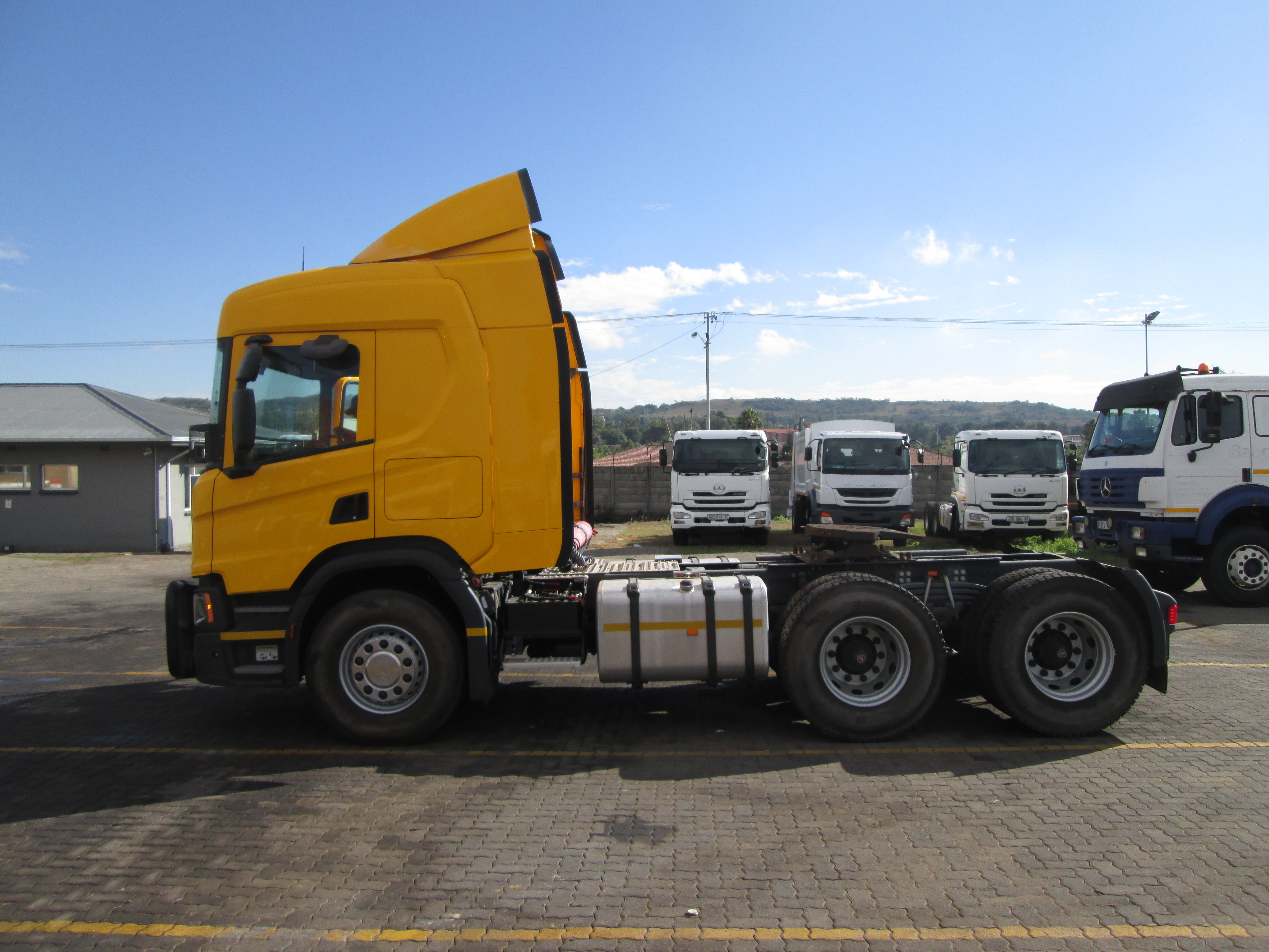 2023 Scania P410 Truck Tractor 72KM - Image 8