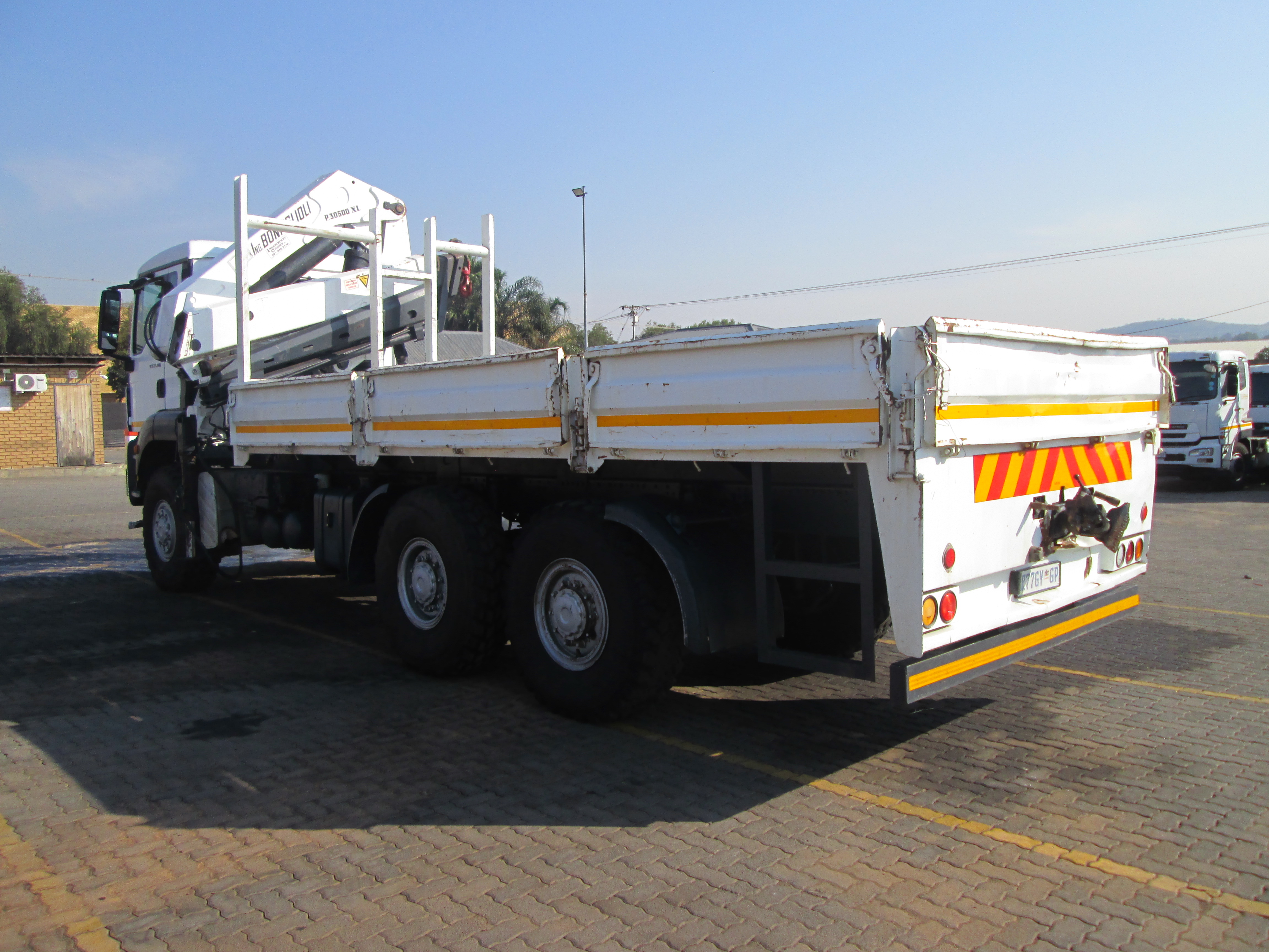 2018 MAN TGS33.360 6X6 12 TON DROPSIDE BODY WITH  BONFIGLIOLI P30500XL 163909KM - Image 5