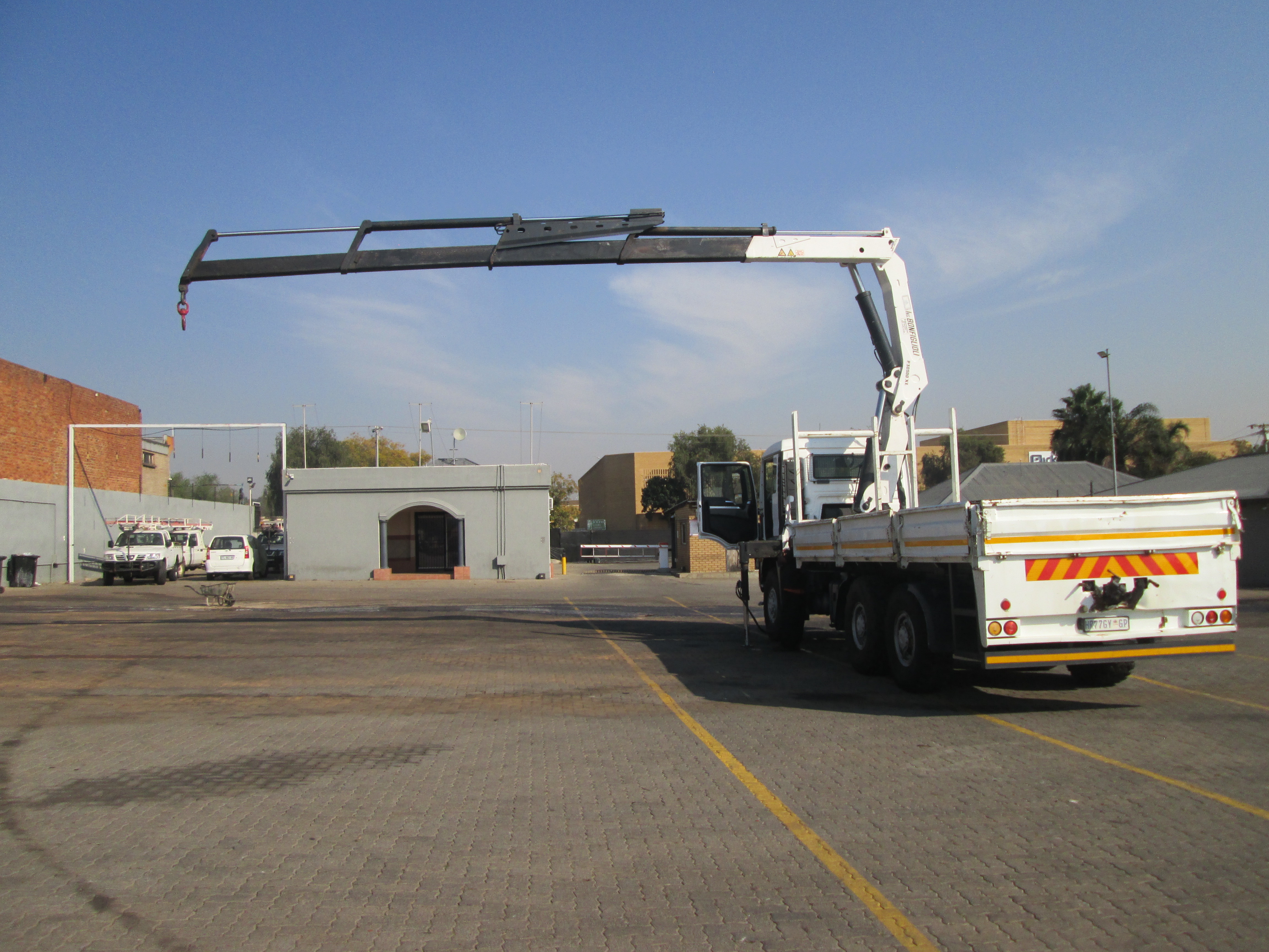 2018 MAN TGS33.360 6X6 12 TON DROPSIDE BODY WITH  BONFIGLIOLI P30500XL 163909KM - Image 18