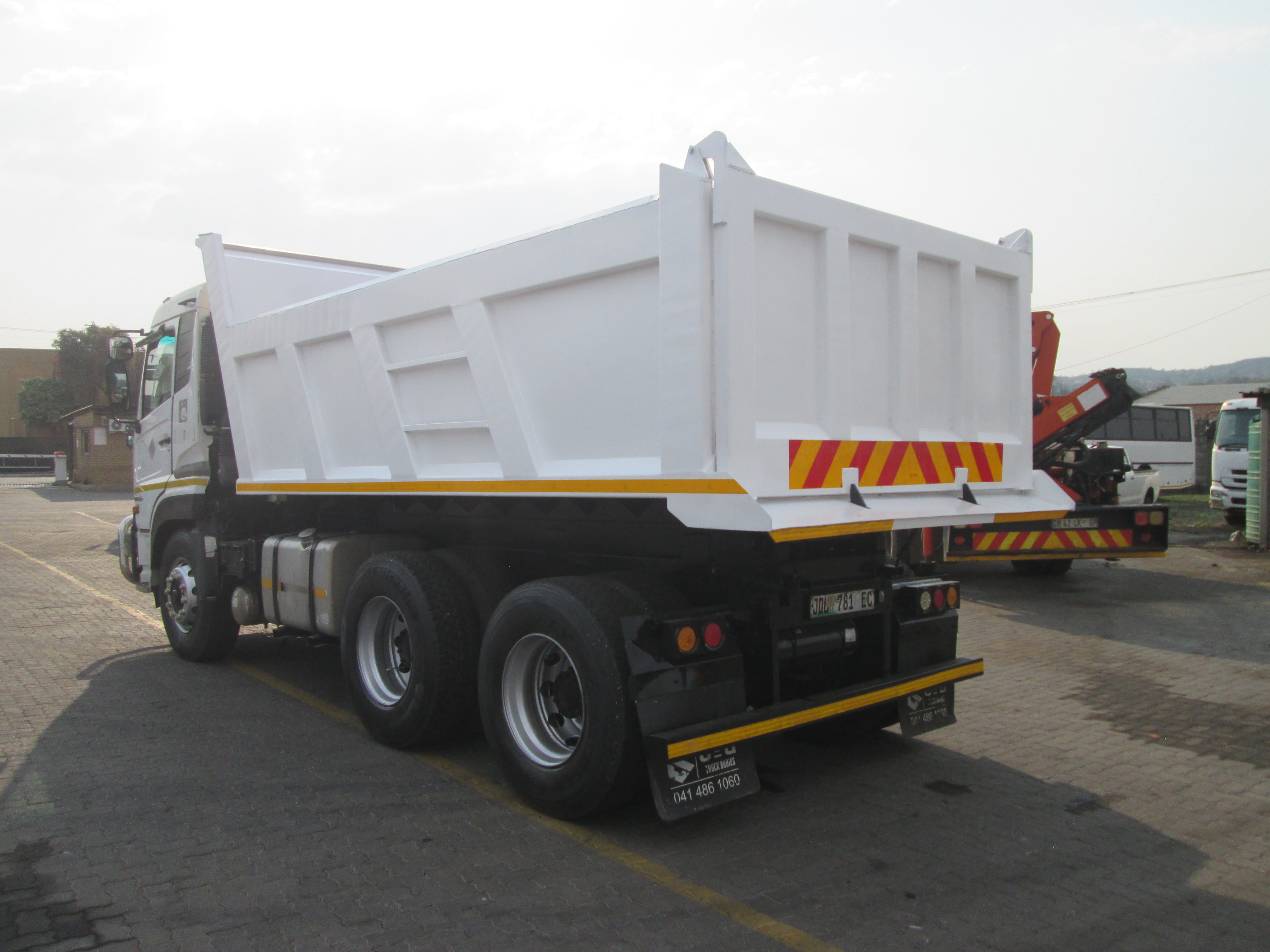 2018 UD QUON GW26-450 10 CUBE TIPPER 406565KM - Image 5