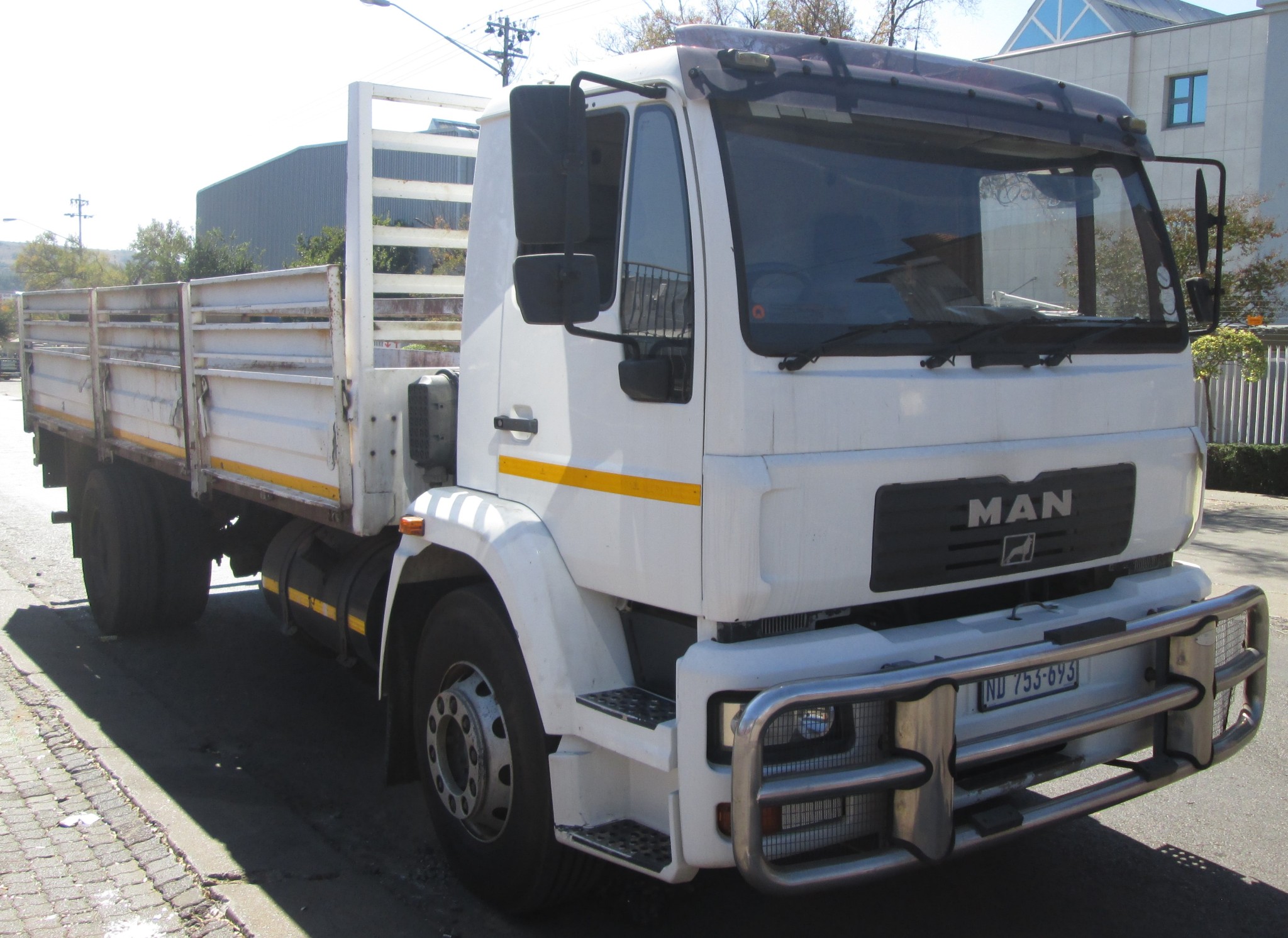 2013 MAN 15-220 8TON DROPSIDE BODY