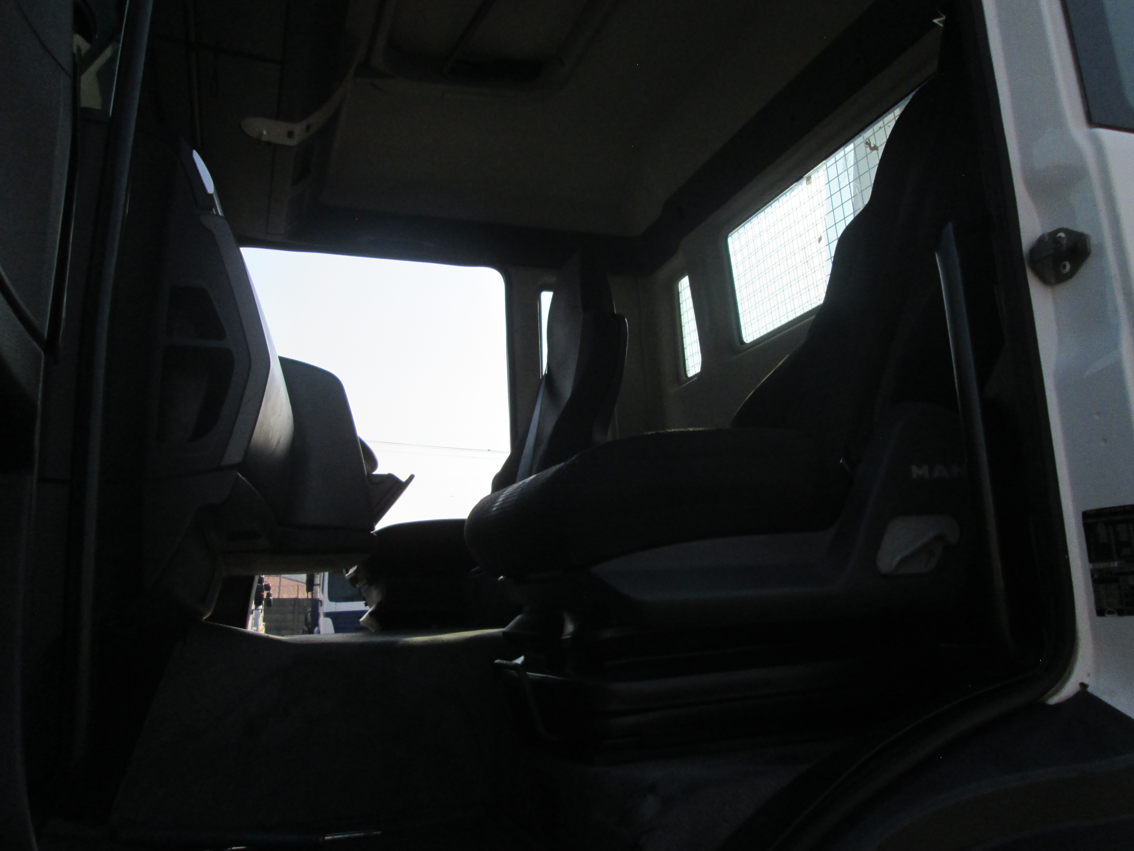 2018 MAN TGS33.360 6X6 12 TON DROPSIDE BODY WITH  BONFIGLIOLI P30500XL 163909KM - Image 17
