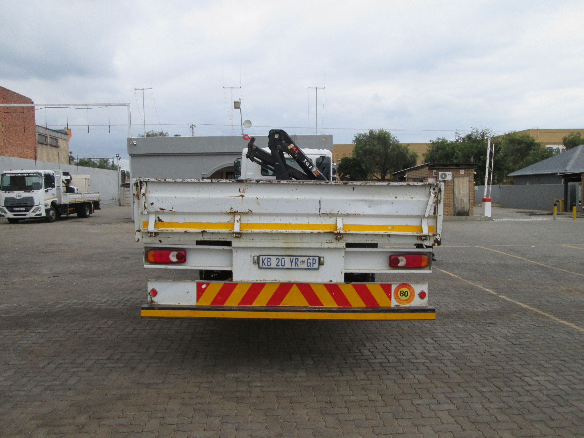 2017 UD PKE250 CRONER 8TON DROPSIDE WITH HIAB X CL 8-1 - Image 6