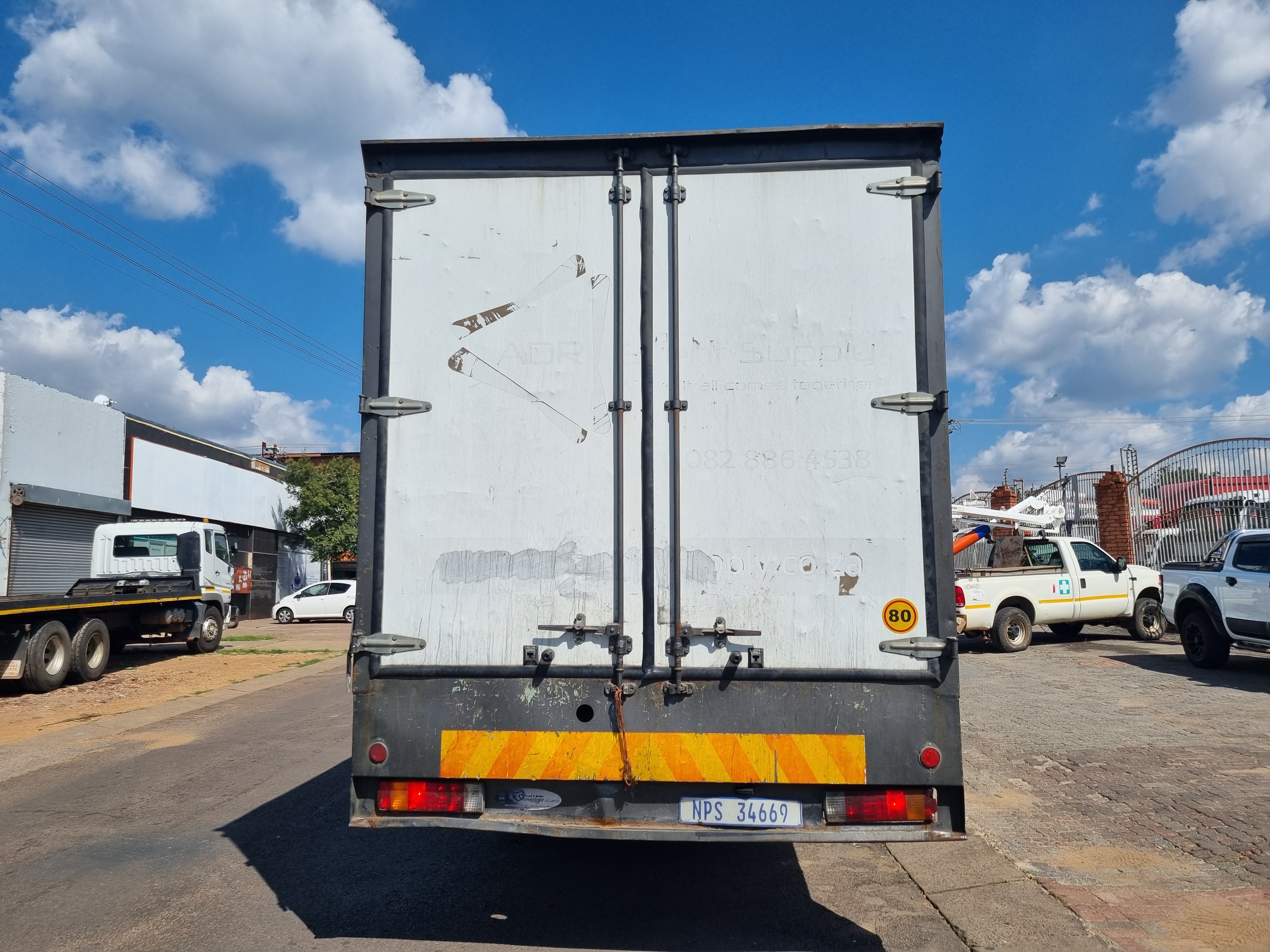 2018 FAW 15.180 8TON CLOSED BODY - Image 6