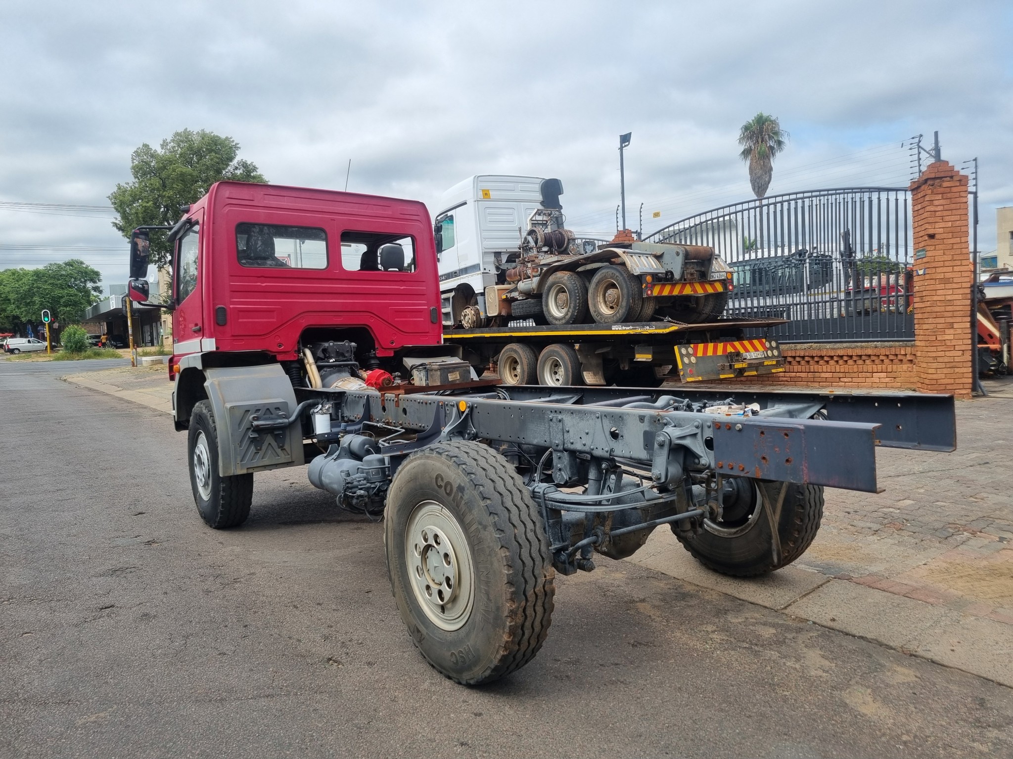 2007 MERCEDES BENZ 1017 4X4 CHASSIS CAB - Image 5