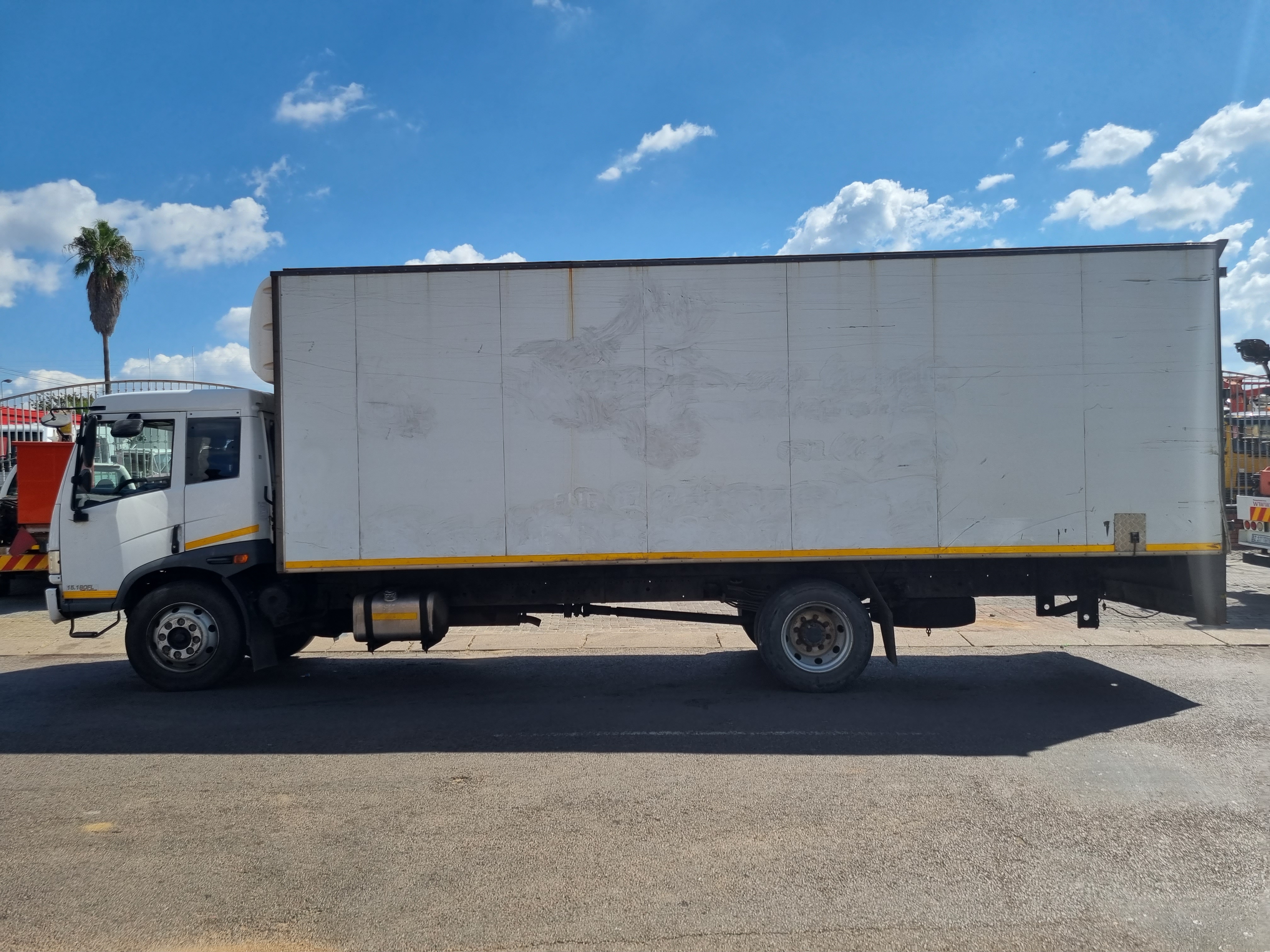 2018 FAW 15.180 8TON CLOSED BODY - Image 4