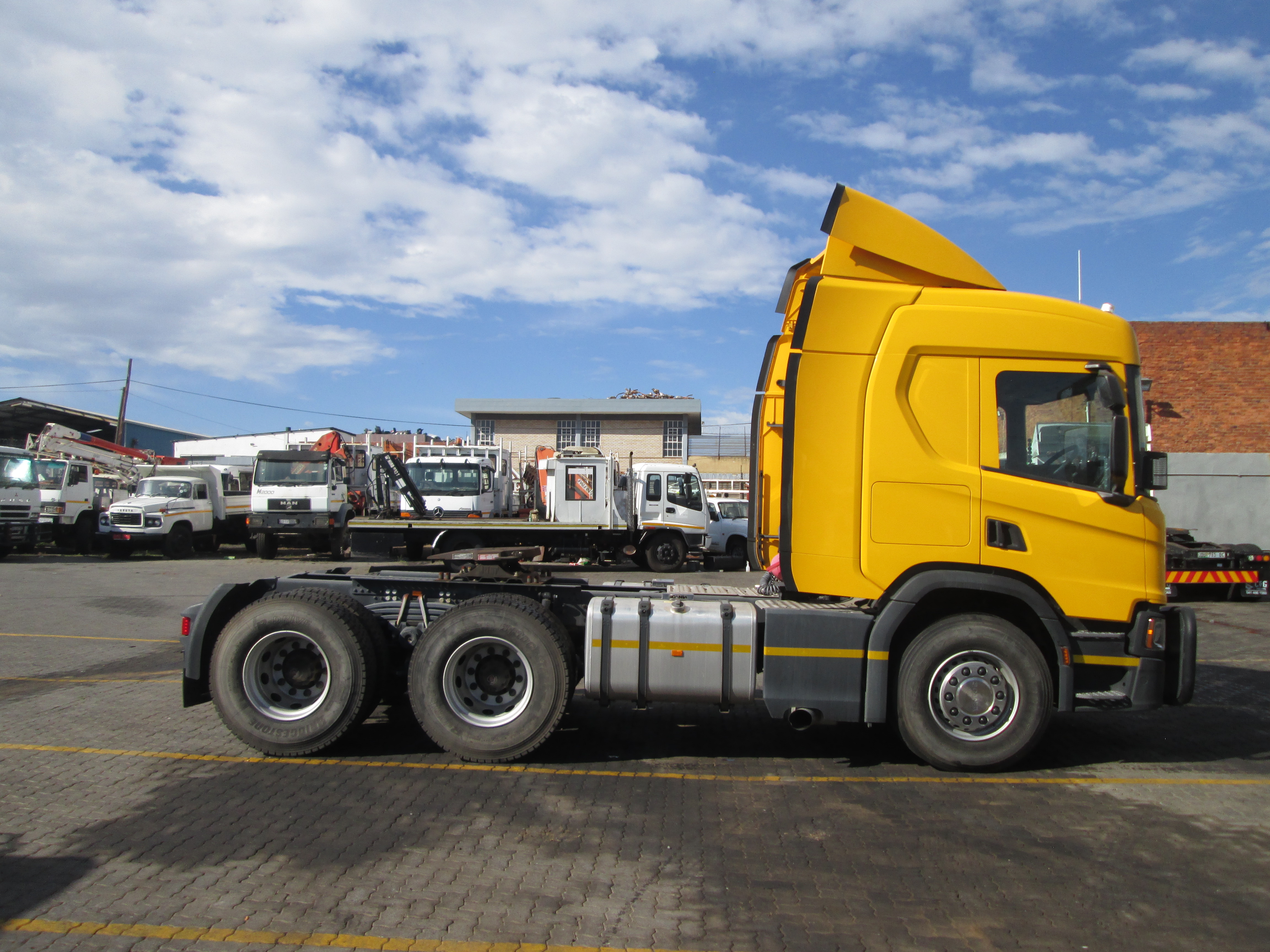 2023 Scania P410 Truck Tractor 72KM - Image 12