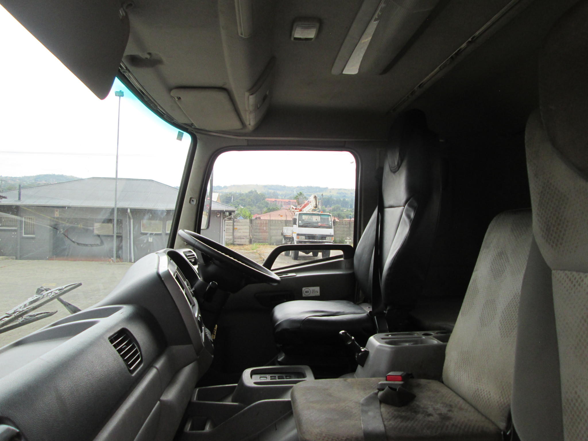 2017 UD PKE250 CRONER 8TON DROPSIDE WITH HIAB X CL 8-1 - Image 10