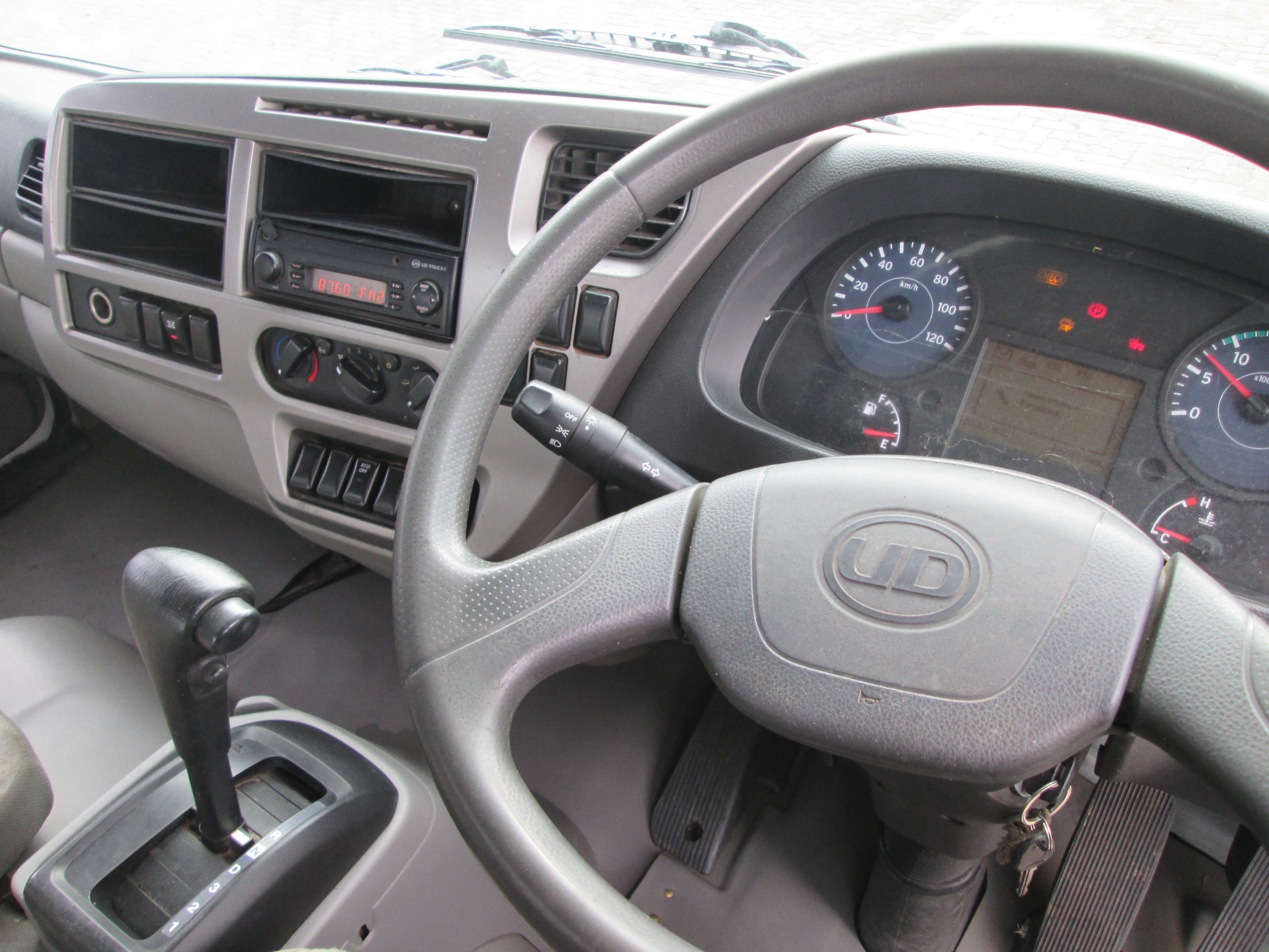 2018 UD MKE180 CRONER 12M REACH CHALLENGER 1206 VERSA EXPRESS UNIT - Image 10