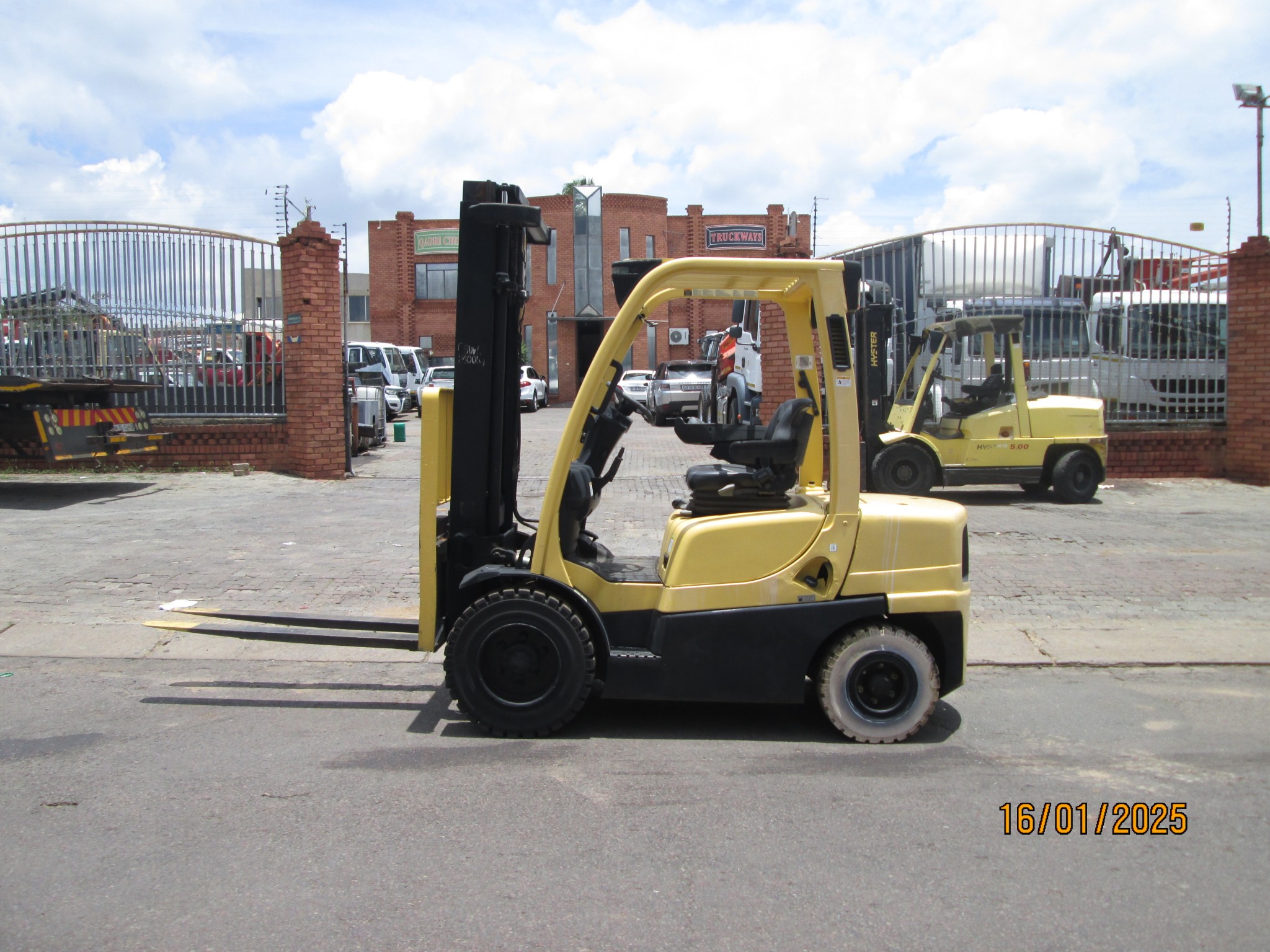2012 HYSTER H3 OFT 2.4TON FORKLIFT - Image 3