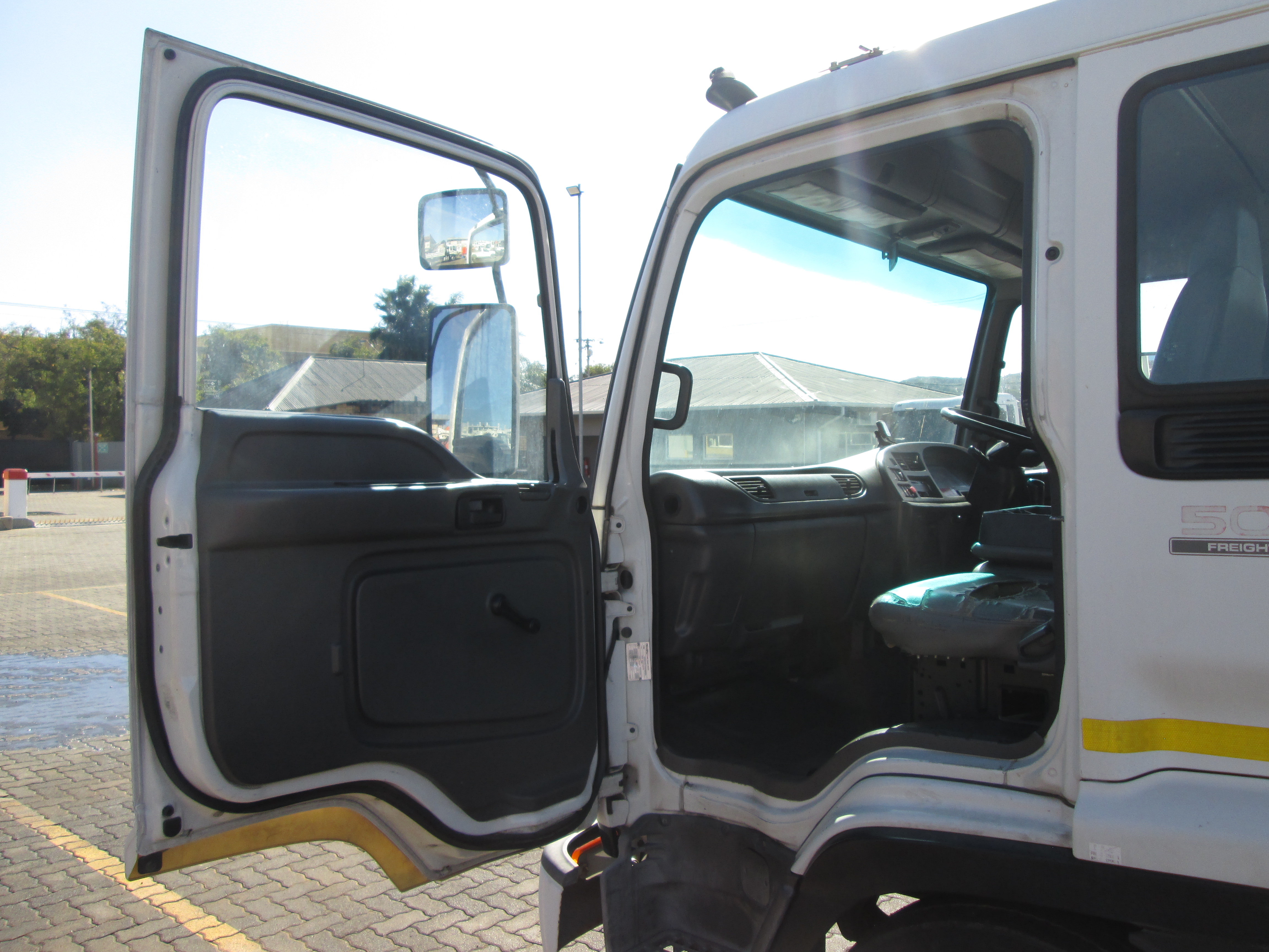 2009 ISUZU FRR500 FRIGHTER 5TON WITH GALILEO ITALMEC 16M REACH CHERRY PICKER - 240169KM - Image 14