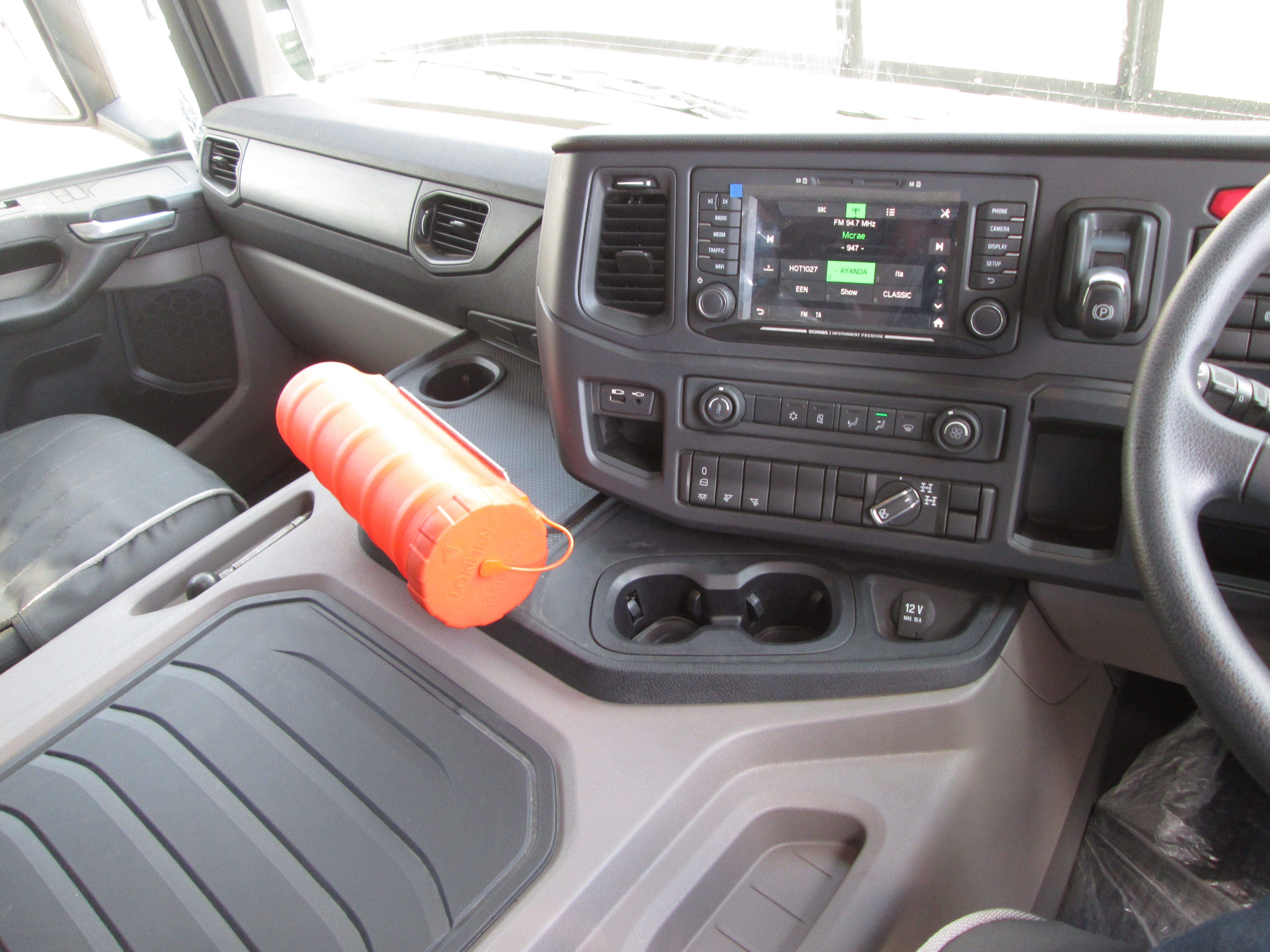 2023 Scania P410 Truck Tractor 72KM - Image 2