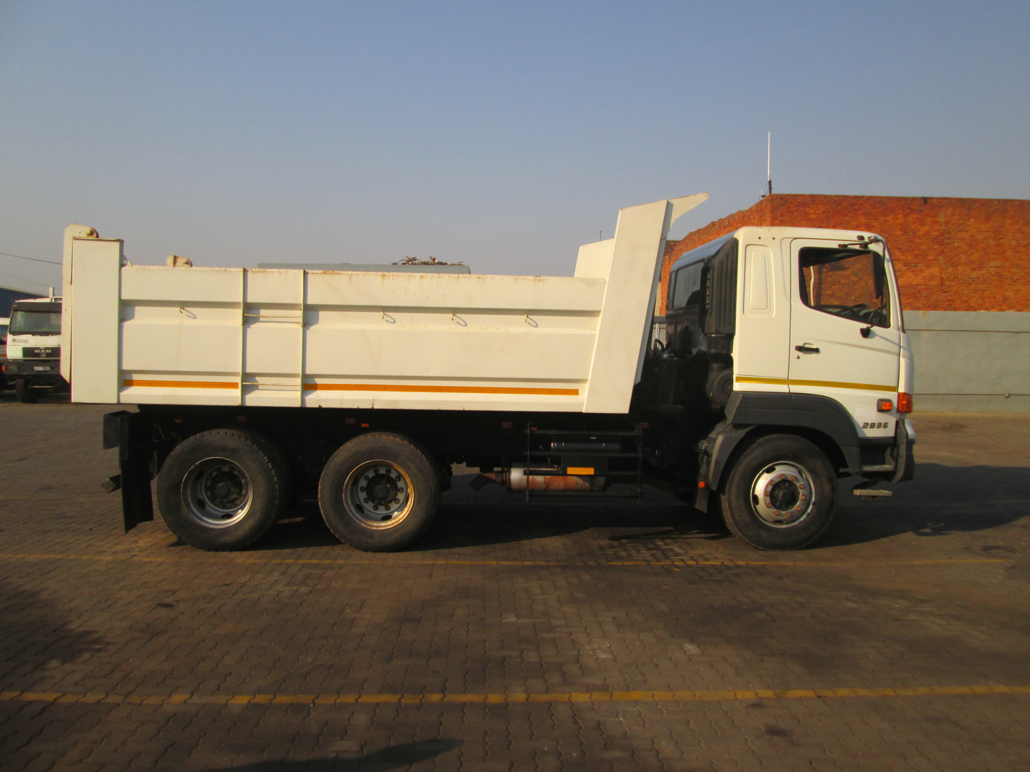 2019 HINO 500 2836 10CUBE TIPPER 51805KM - Image 23