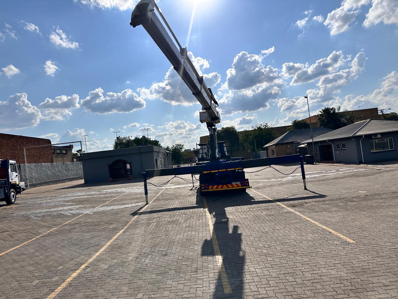 2001 MERCEDES BENZ 3235 ACTROS MP1 TWINSTEER 12TON DROPSIDE  WITH PESCI SPE560 CRANE - Image 24