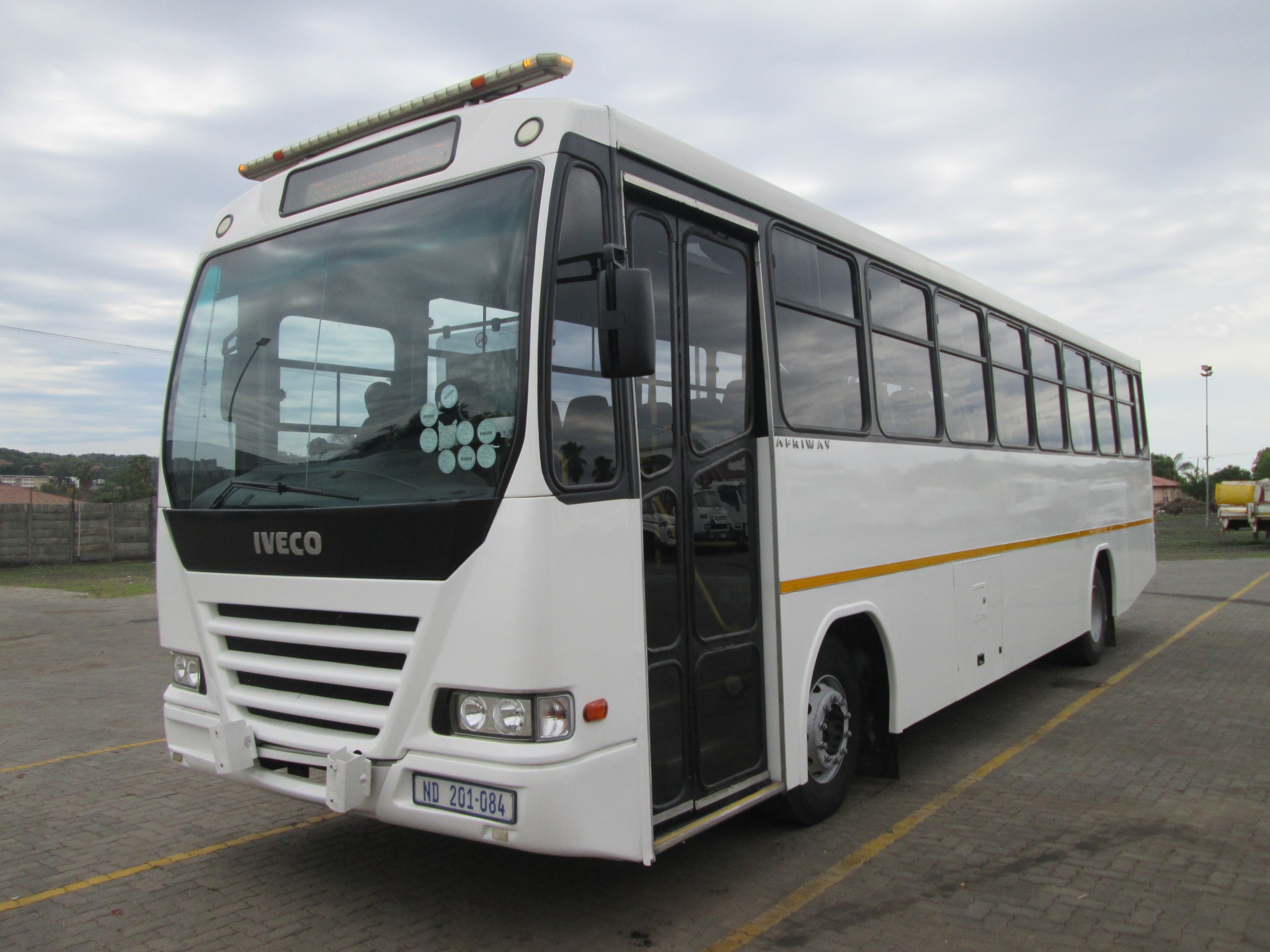 2019 IVECO AFRIWAY 18.28A 65-SEATER BUS - Image 3
