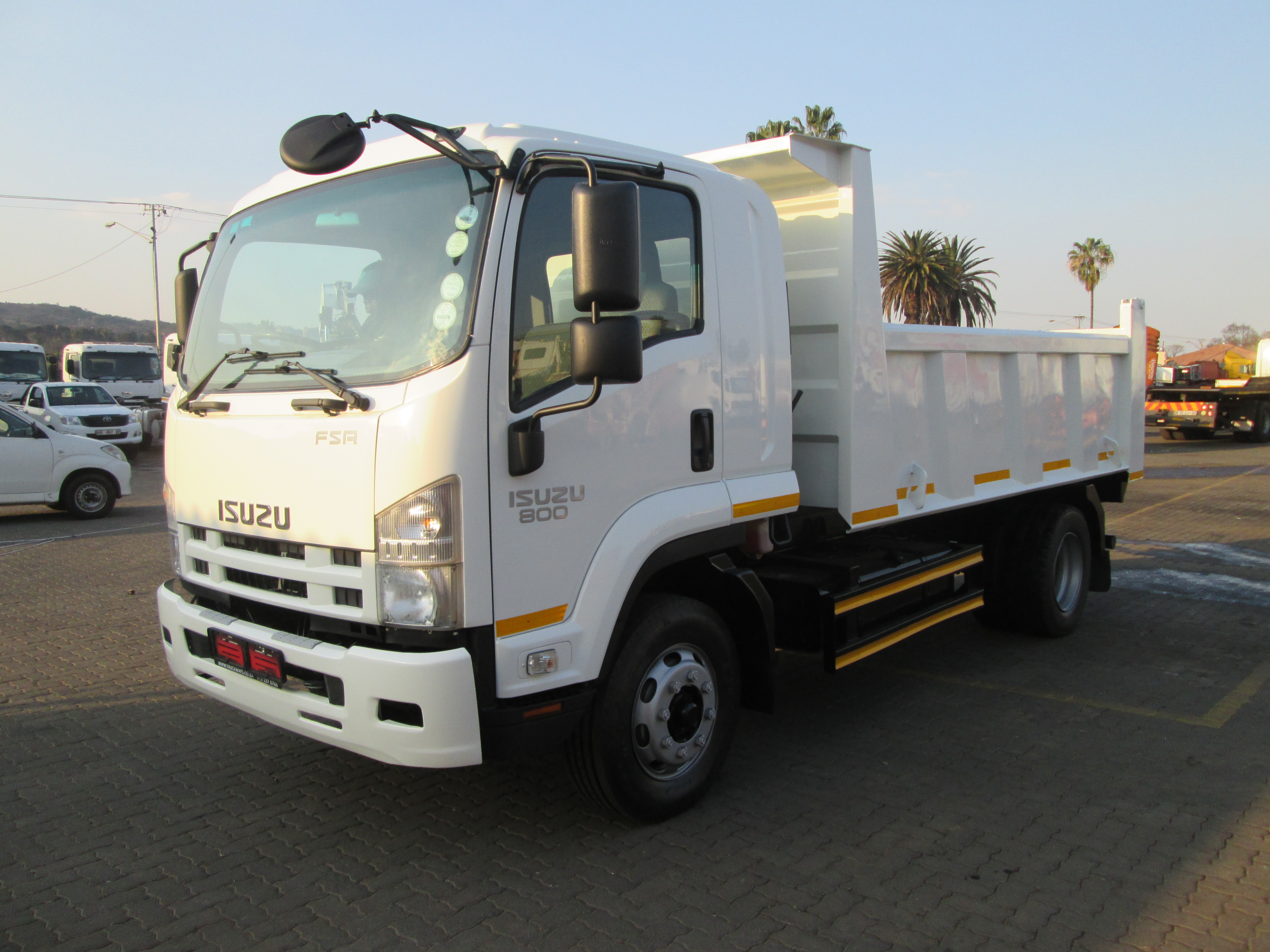 2018 ISUZU FSR800 6CUBE TIPPER 99365KM - Image 20