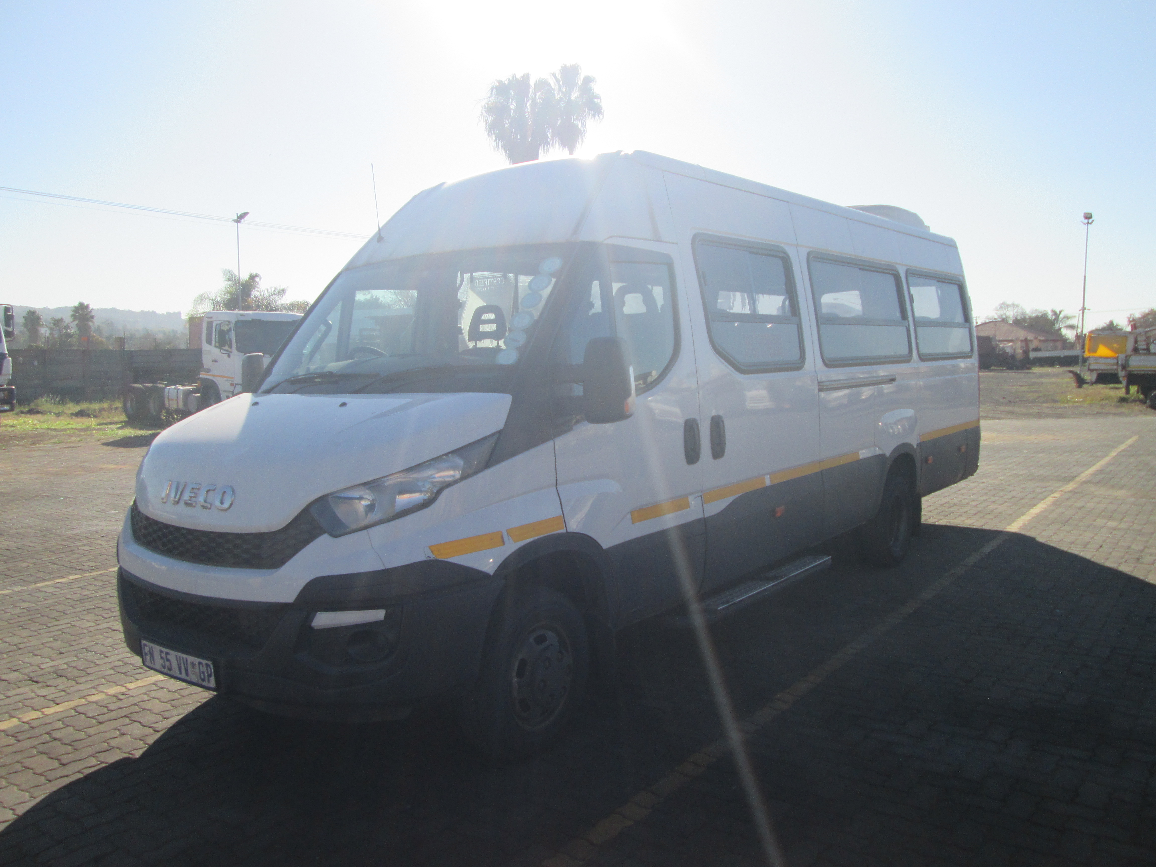 2016 IVECO DAILY 510-150 25 SEATER BUS 190453KM - Image 3