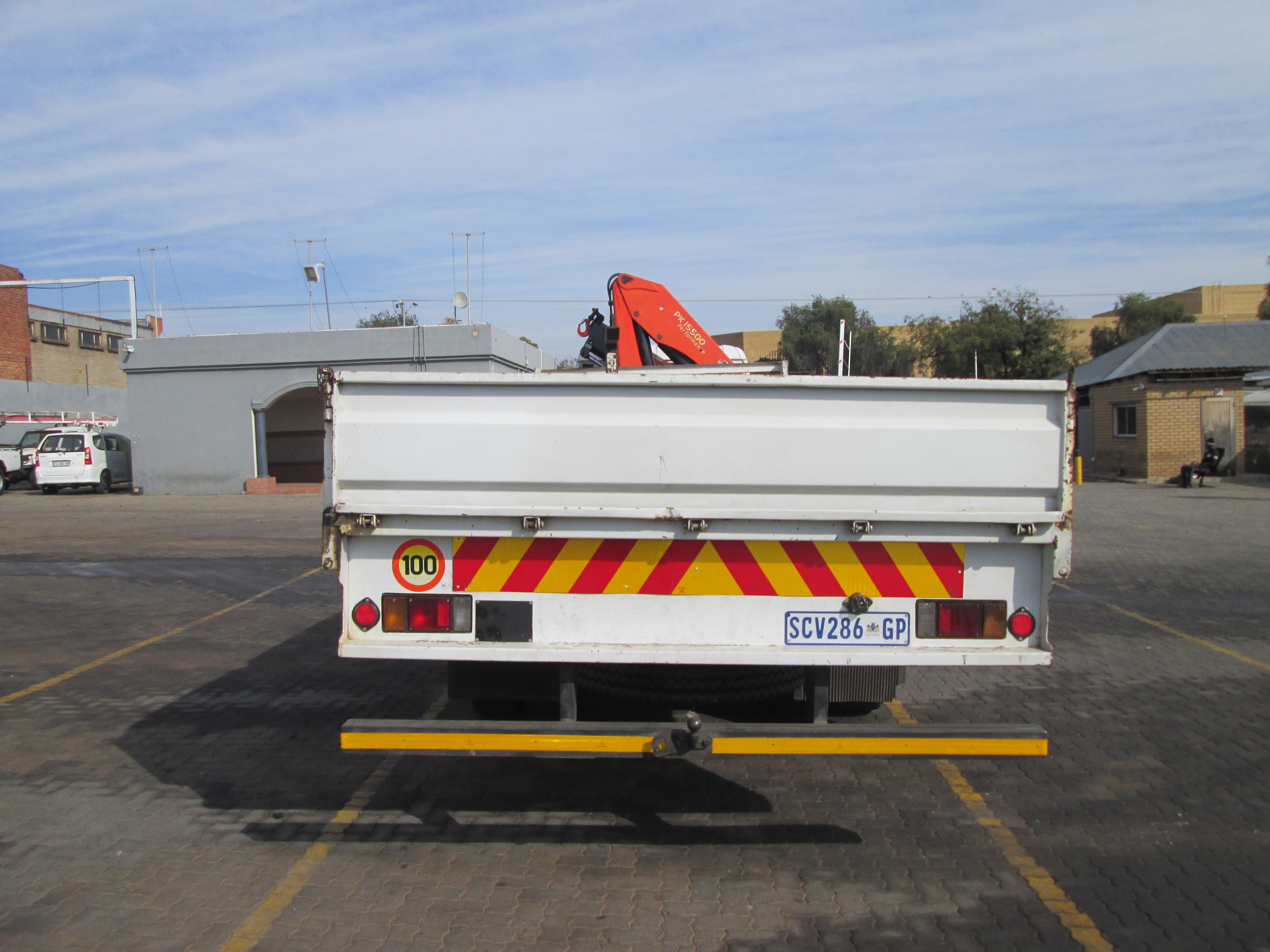 2005 ISUZU FTM1200 12TON DROPSIDE WITH PK15500 CRANE 603317KM - Image 6