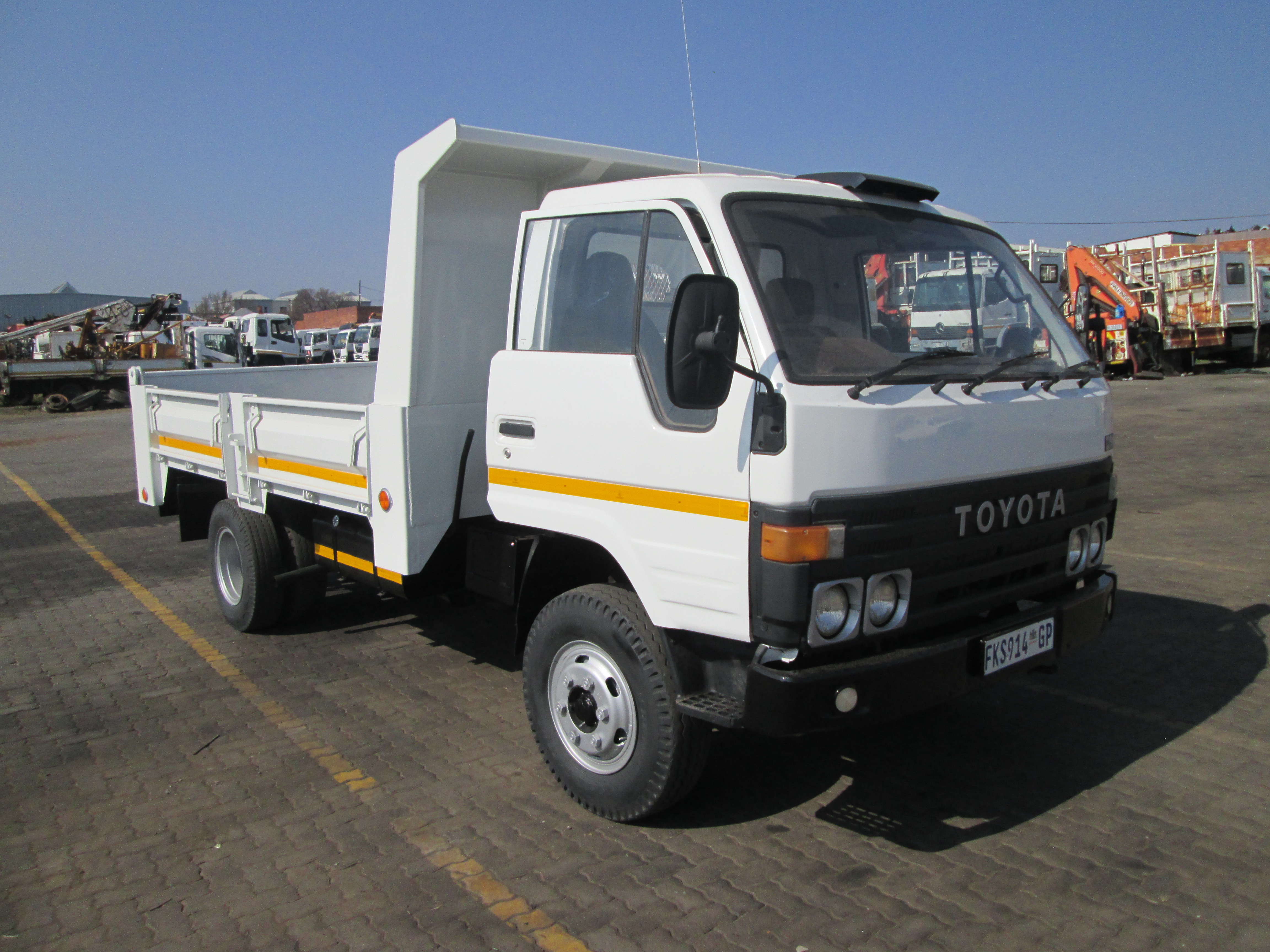 1991 TOYOTA DYNA ADE364 3TON DROPSIDE TIPPER - 333350KM