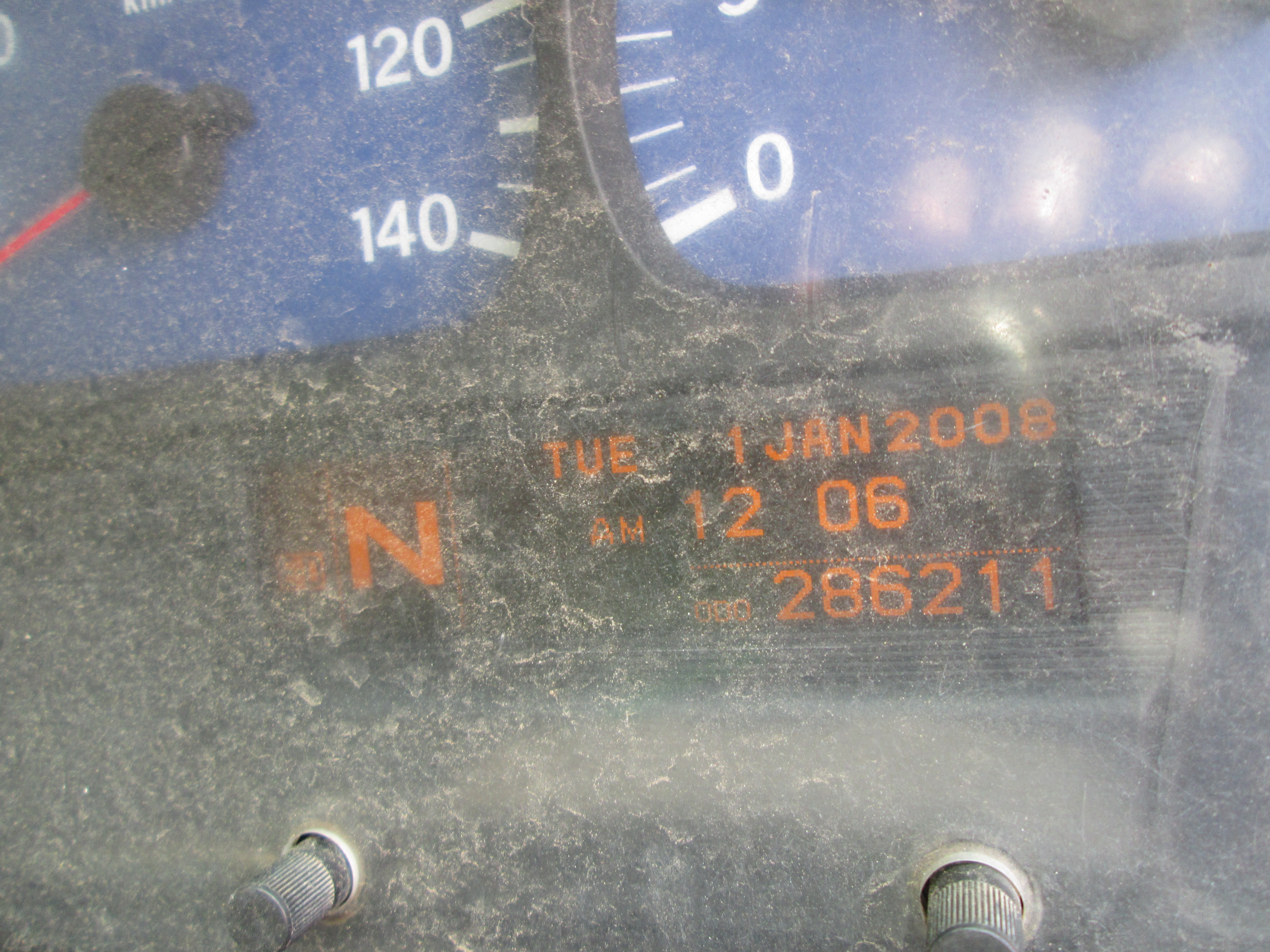 2018 UD QUON GW26-450 TRUCK TRACTOR 286211KM - Image 9