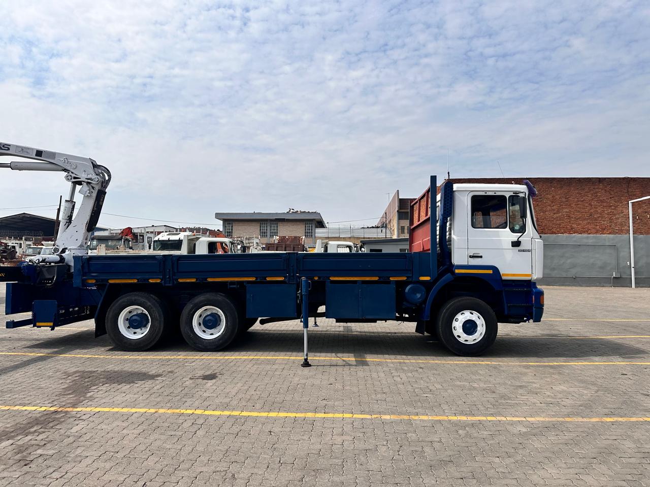 2004 MAN 30-464 12TON DROPSIDE BODY WITH HIAB 288 EP-4CLX CRANE - Image 19