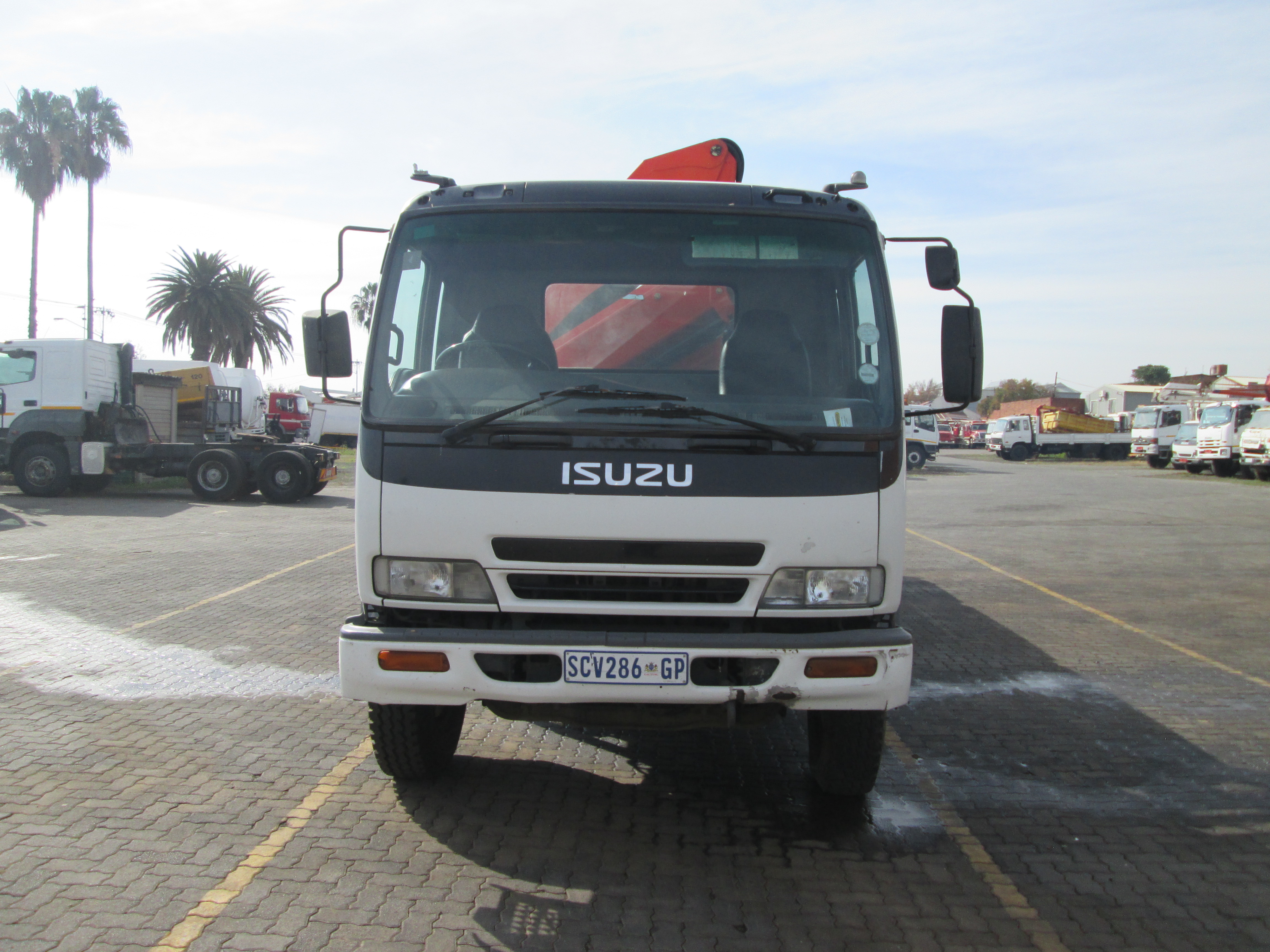 2005 ISUZU FTM1200 12TON DROPSIDE WITH PK15500 CRANE 603317KM - Image 2