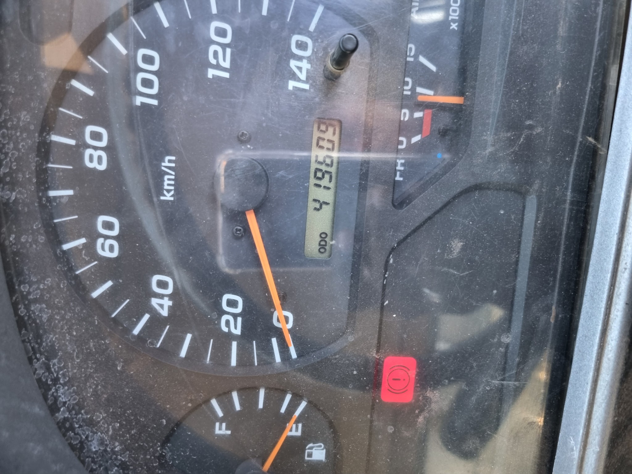 2011 UD TRUCK UD80 8TON DROPSIDE WITH FASSI F65 CRANE & CREWCAB - Image 10