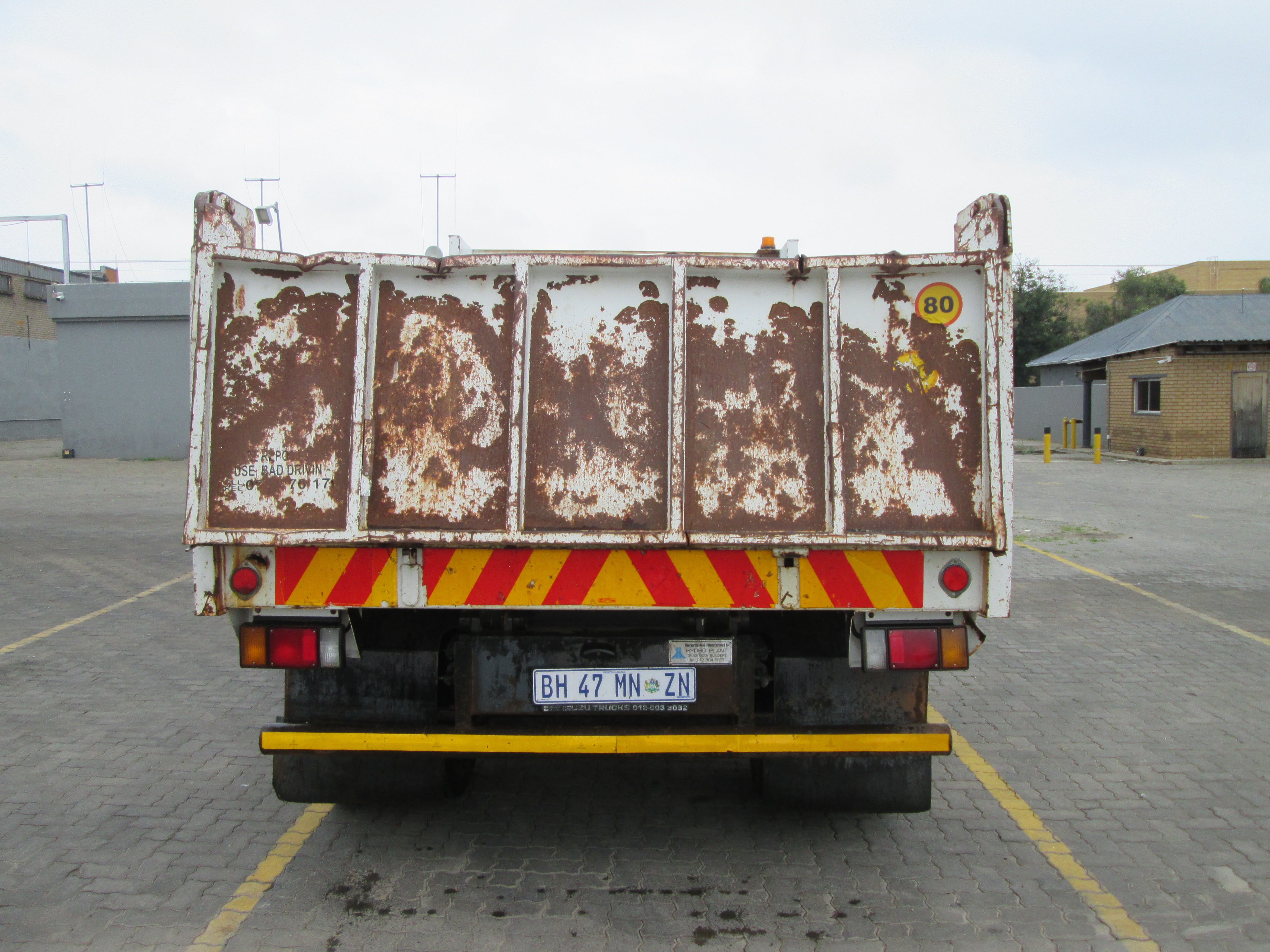 2018 ISUZU FSR800 6CUBE TIPPER - Image 6