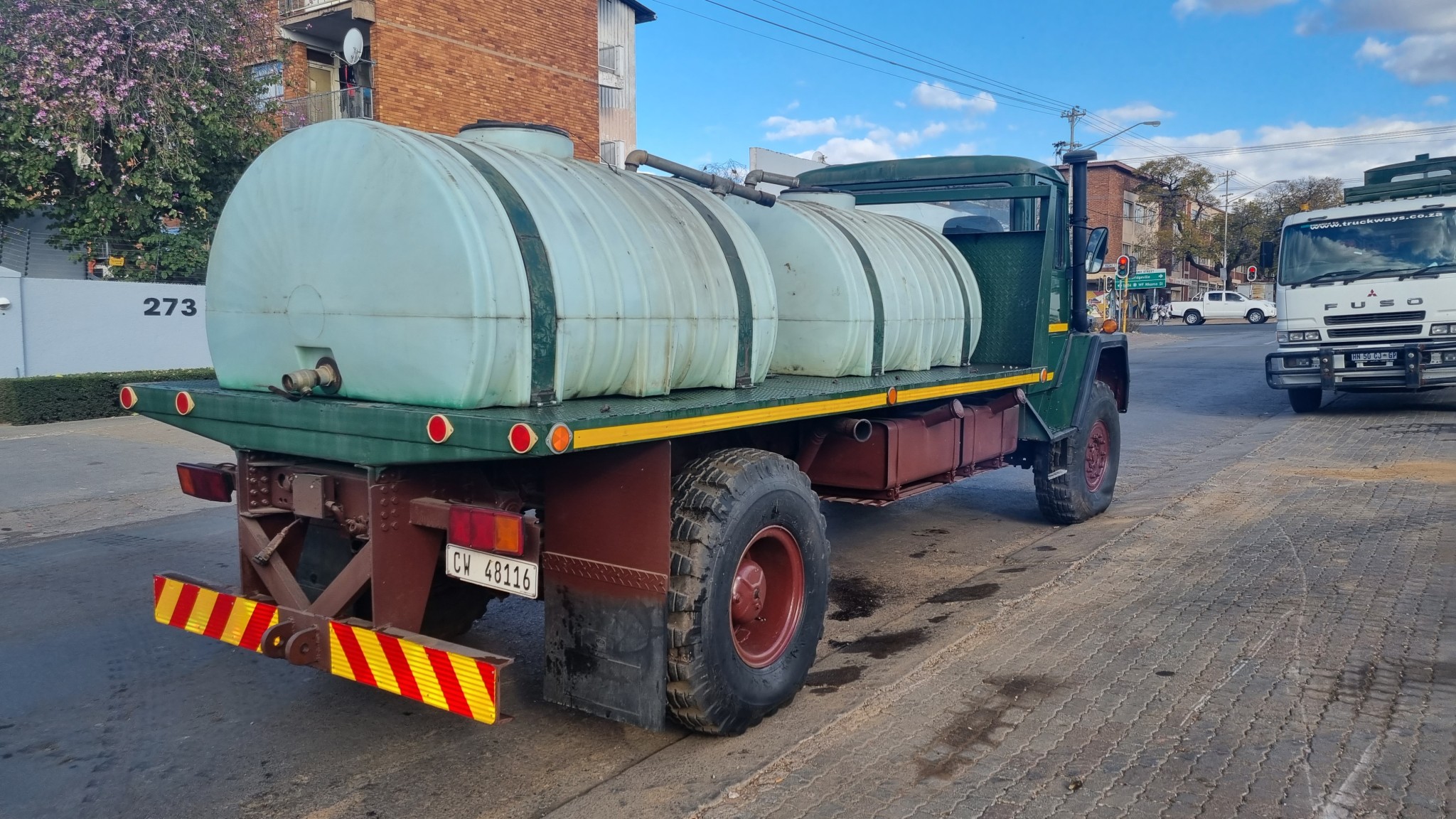 1981 SAMIL 50 4X4 FLATDECK WITH THE WATER TANKS - Image 7