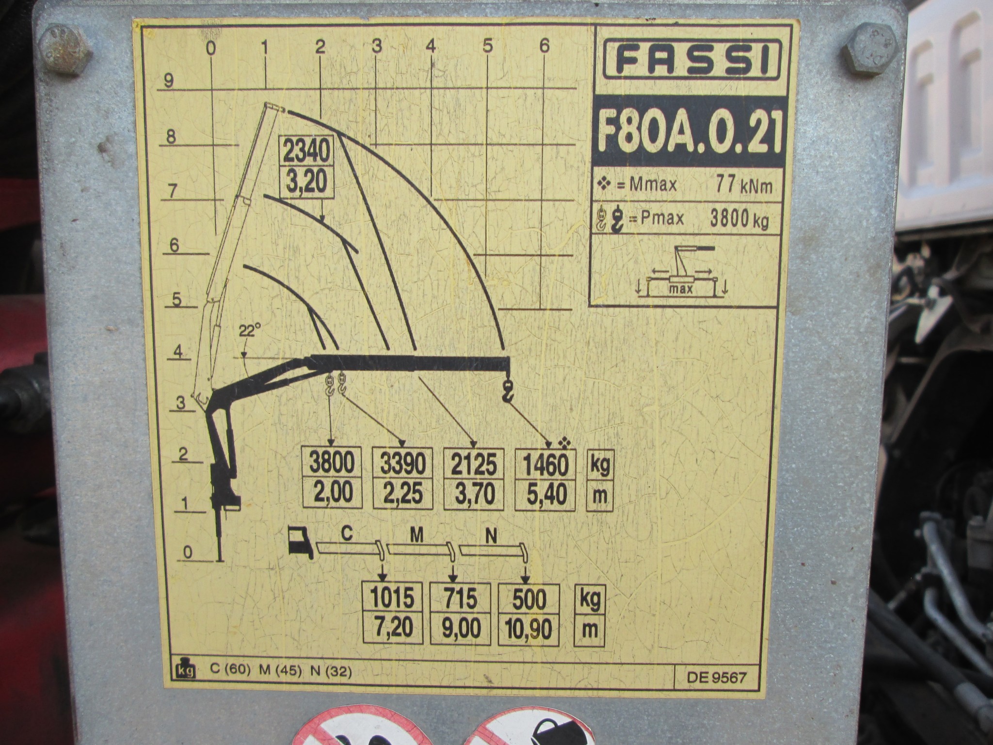2014 ISUZU FTR850 5CUBE TIPPER DROPSIDE BODY WITH FASSI F80 CRANE AND GRAB - Image 9