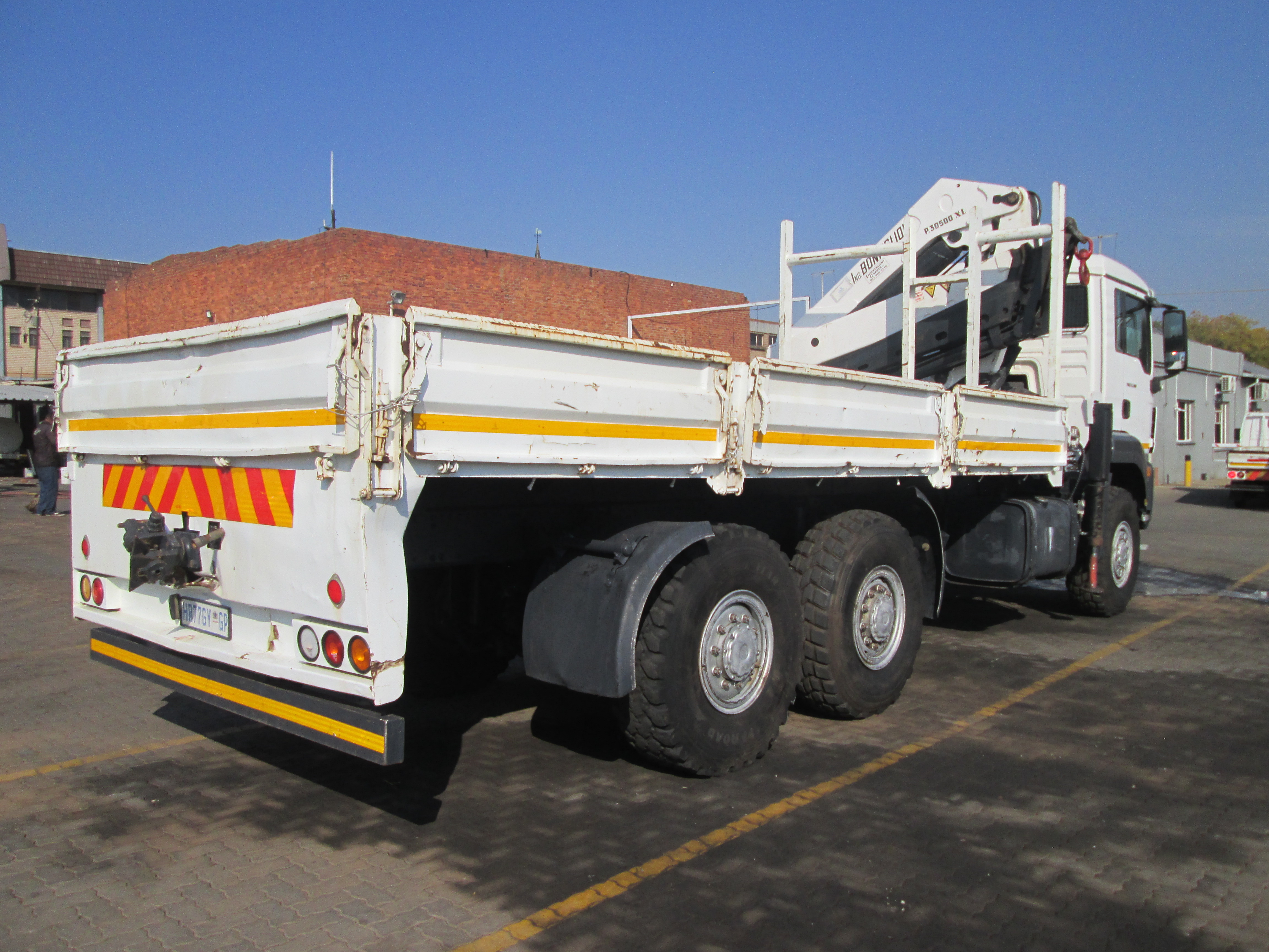 2018 MAN TGS33.360 6X6 12 TON DROPSIDE BODY WITH  BONFIGLIOLI P30500XL 163909KM - Image 7