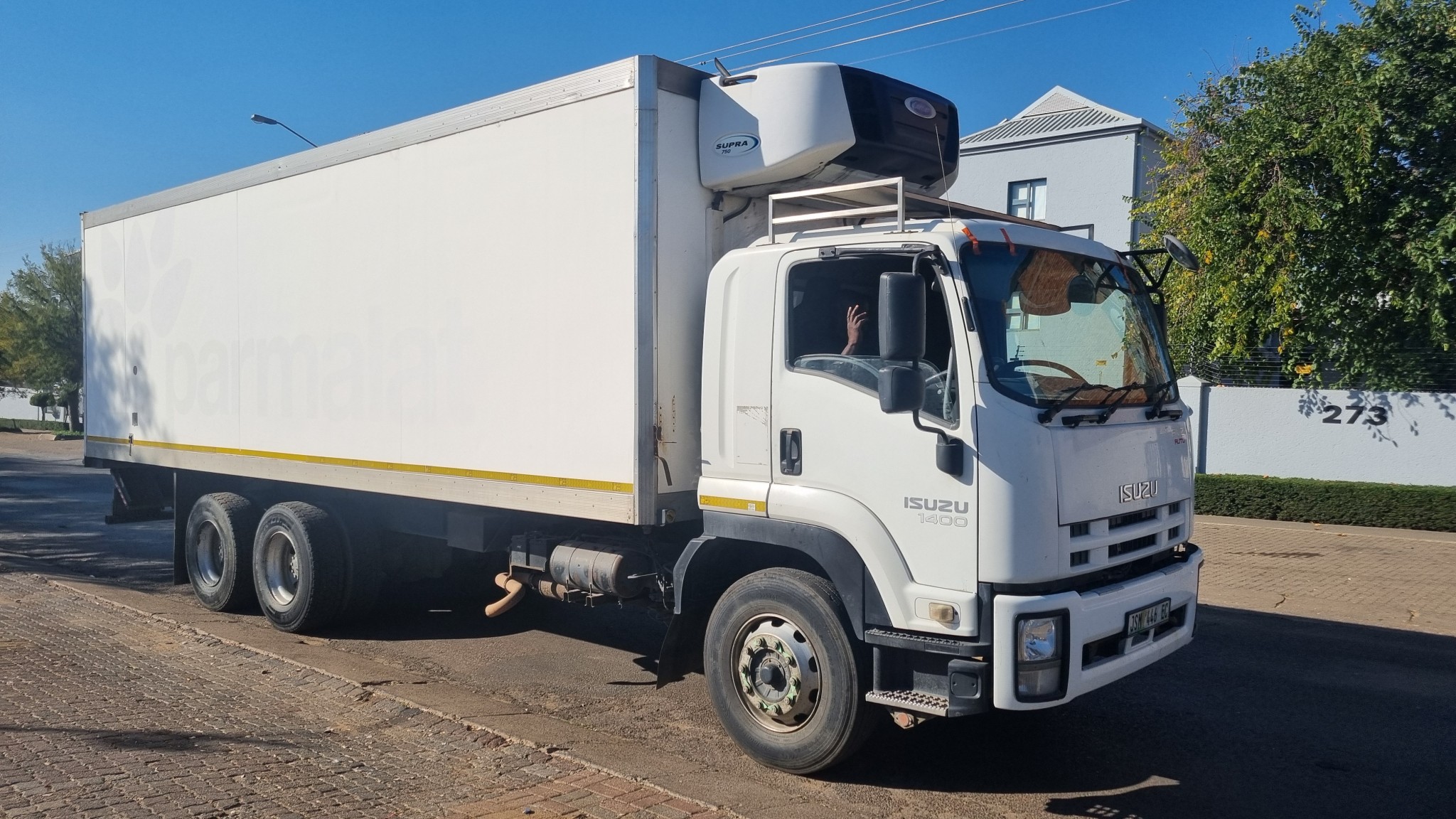 2016 ISUZU FVZ1400 14TON TRUCK WITH FRIDGE BODY CARRIER UNIT