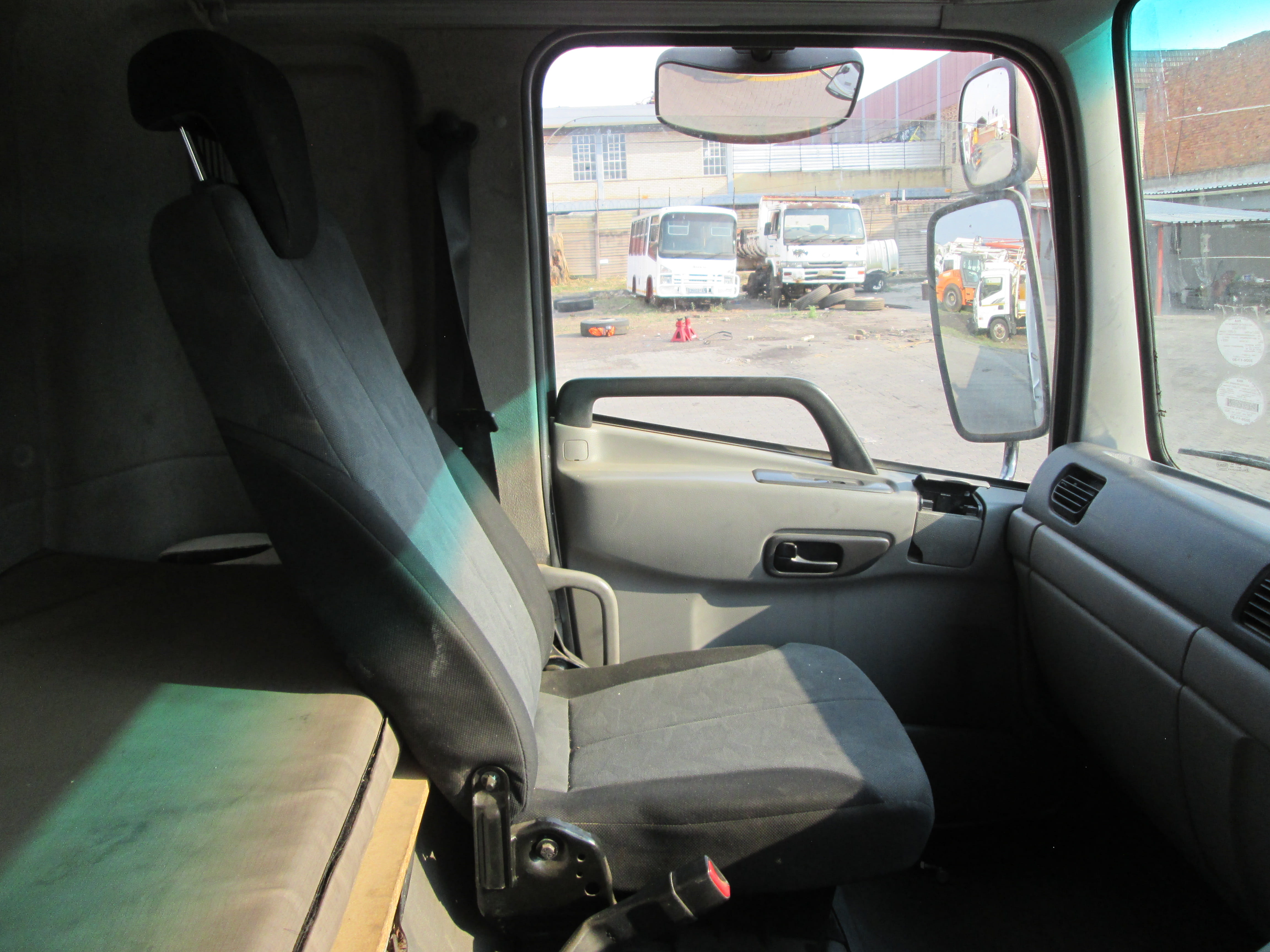 2018 UD QUON GW26-450 10 CUBE TIPPER 406565KM - Image 12