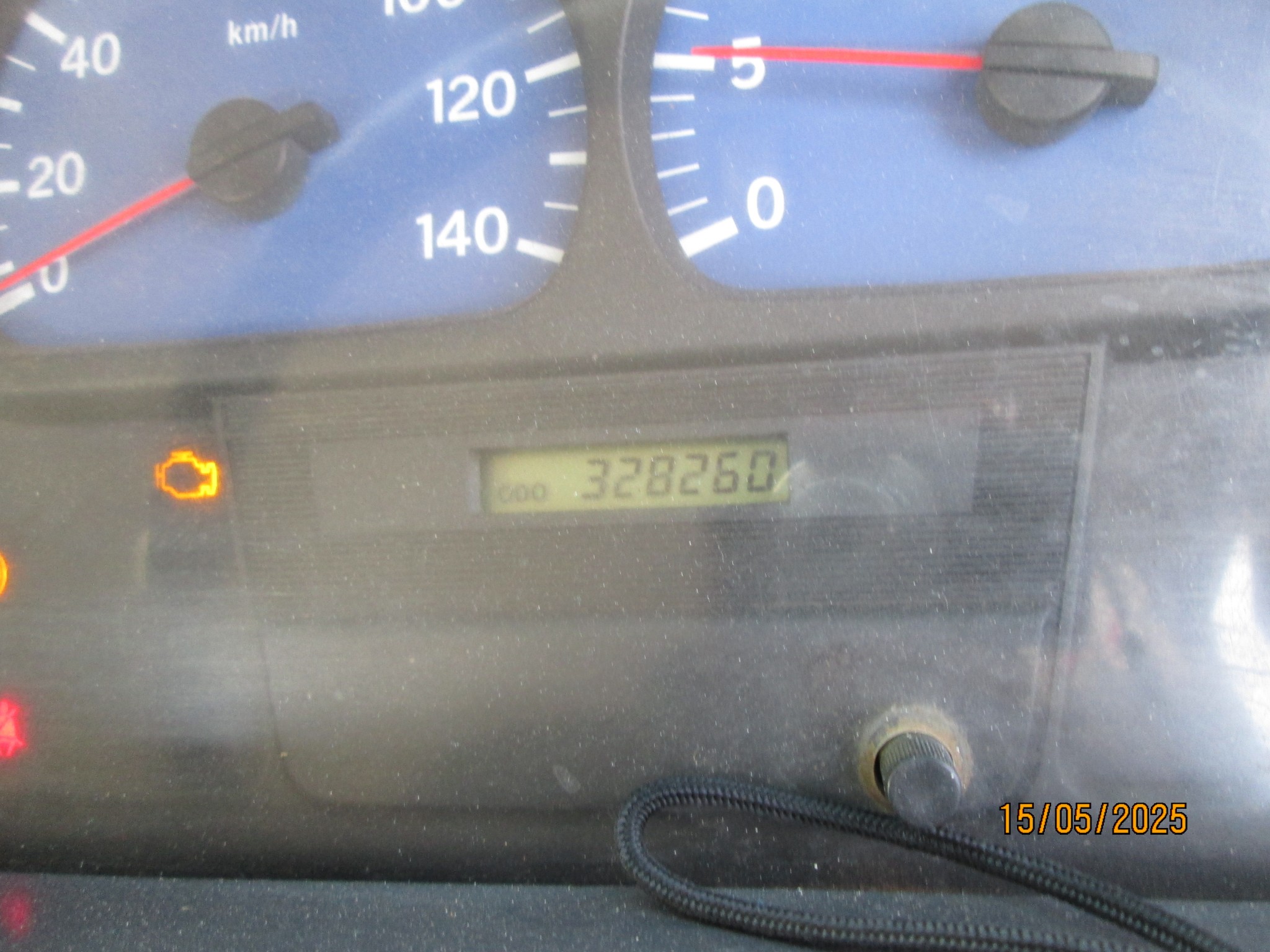 2012 UD330 14000L WATER TANKER - Image 9