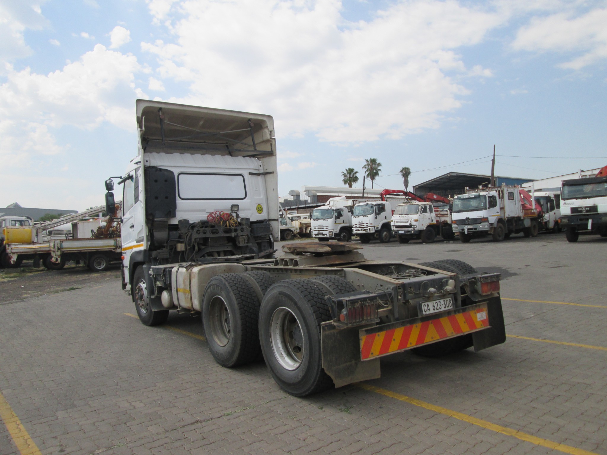 2018 UD QUON GW26-450 TRUCK TRACTOR  - Image 5