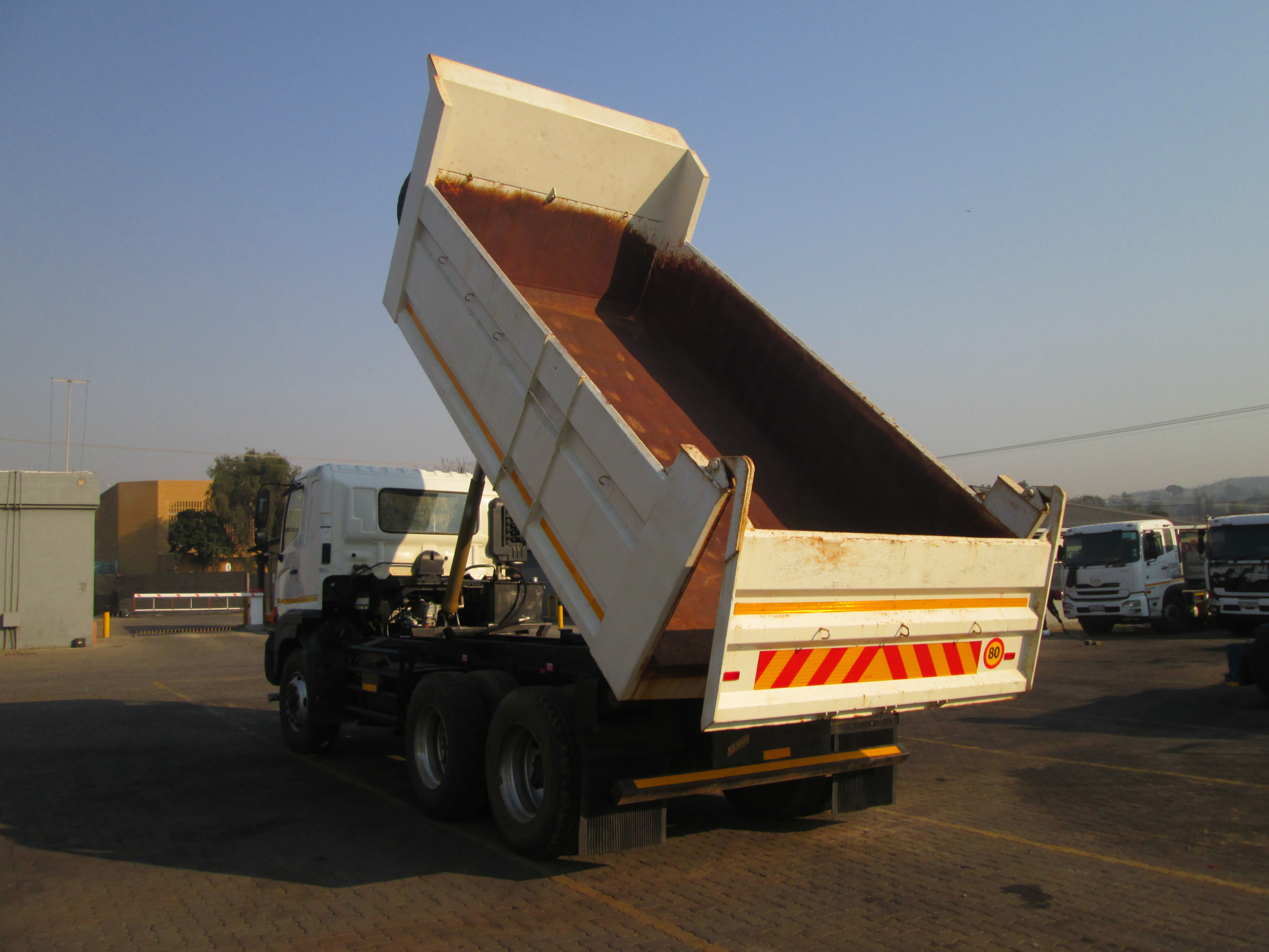 2019 HINO 500 2836 10CUBE TIPPER 51805KM - Image 13