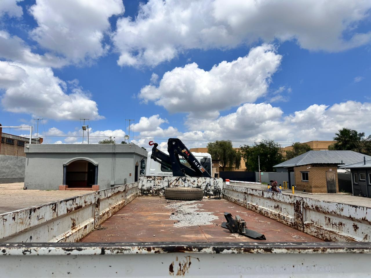 2012 UD PKE250 CRONER 8TON DROPSIDE WITH HIAB X CL 8-1 - Image 5