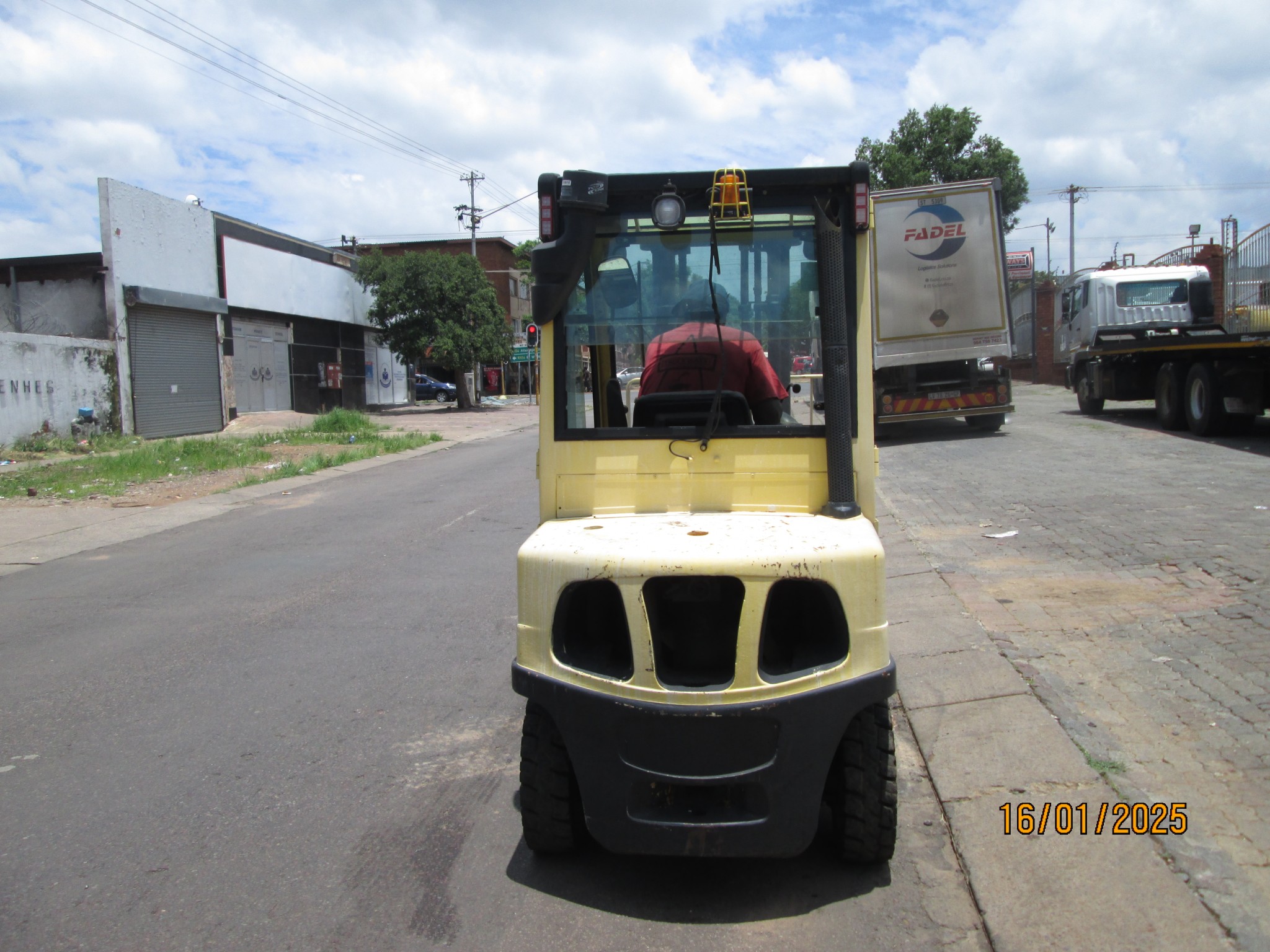 2011 HYSTER H3 OFT 2.4TON FORKLIFT - Image 7