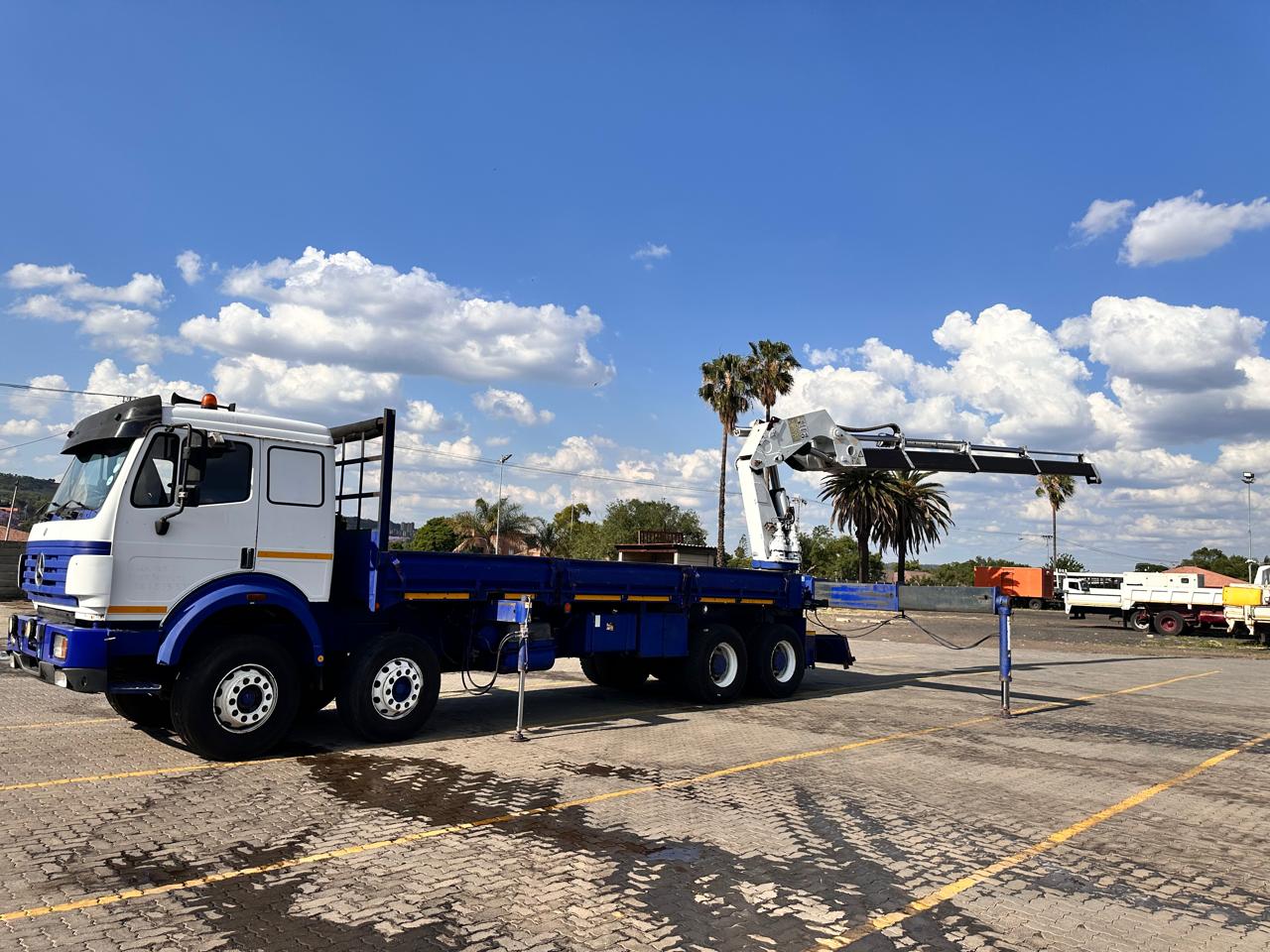 2001 MERCEDES BENZ 3235 ACTROS MP1 TWINSTEER 12TON DROPSIDE  WITH PESCI SPE560 CRANE - Image 16